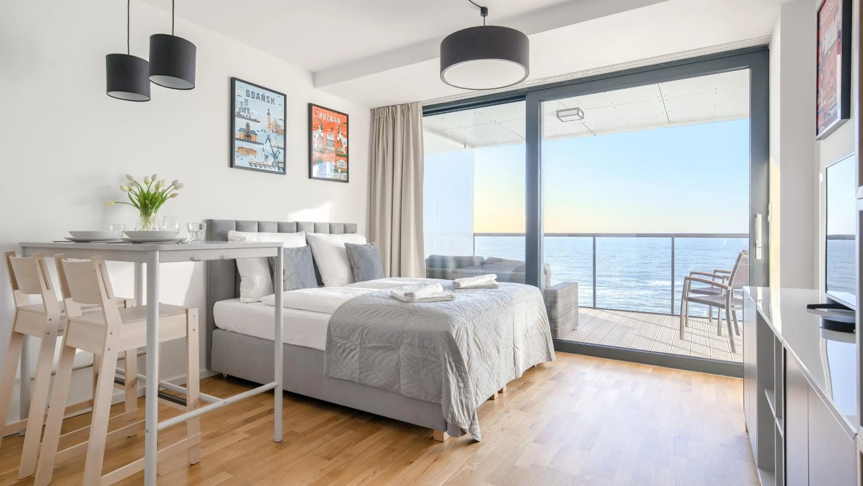 Bed in Seaside Kołobrzeg, Sun & Snow