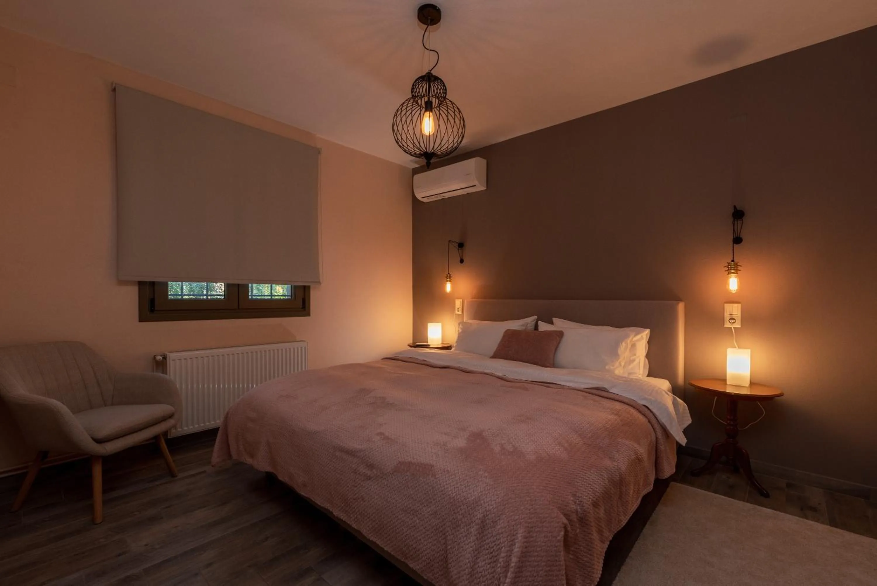 Bed in Elite Cottages