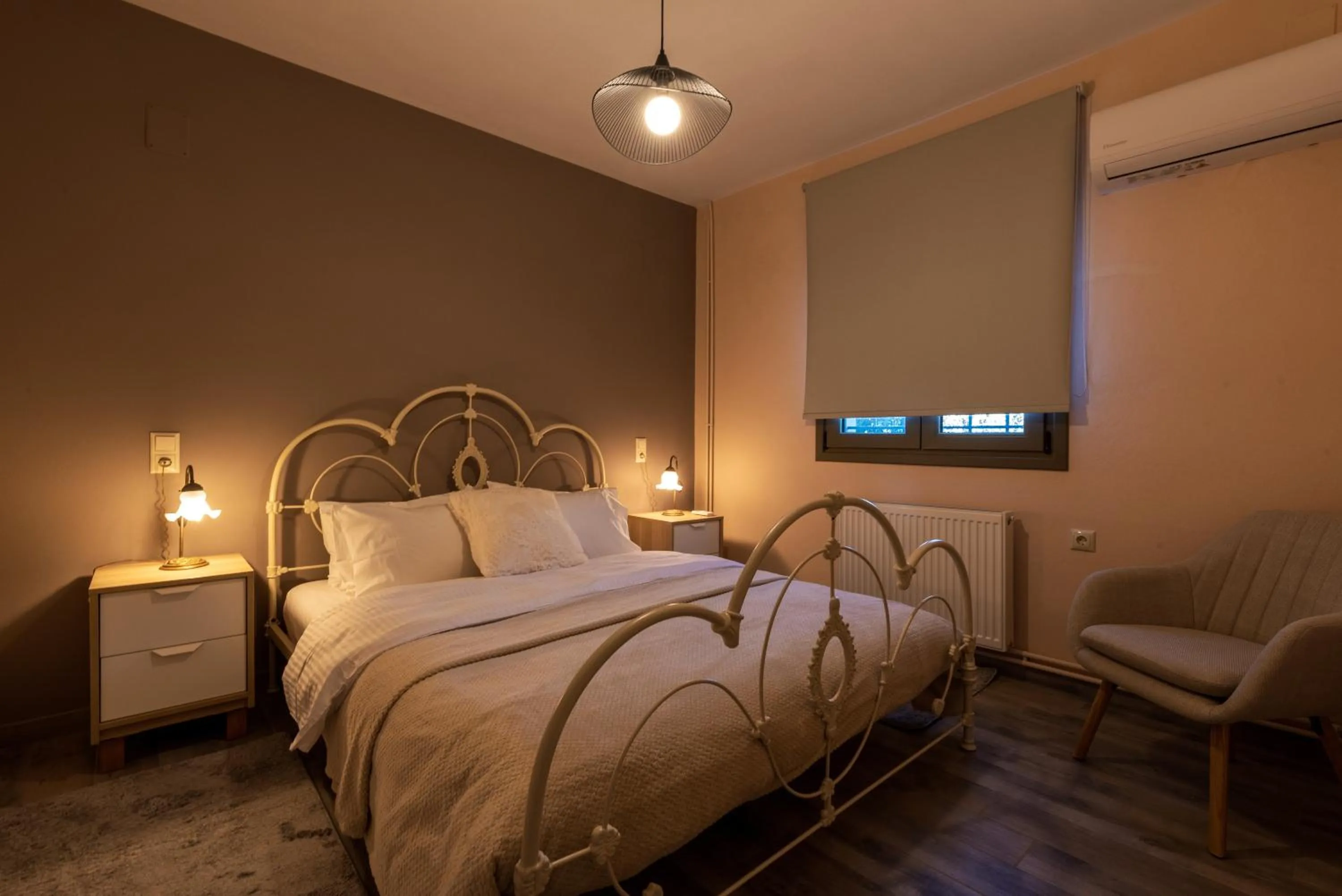 Bed in Elite Cottages