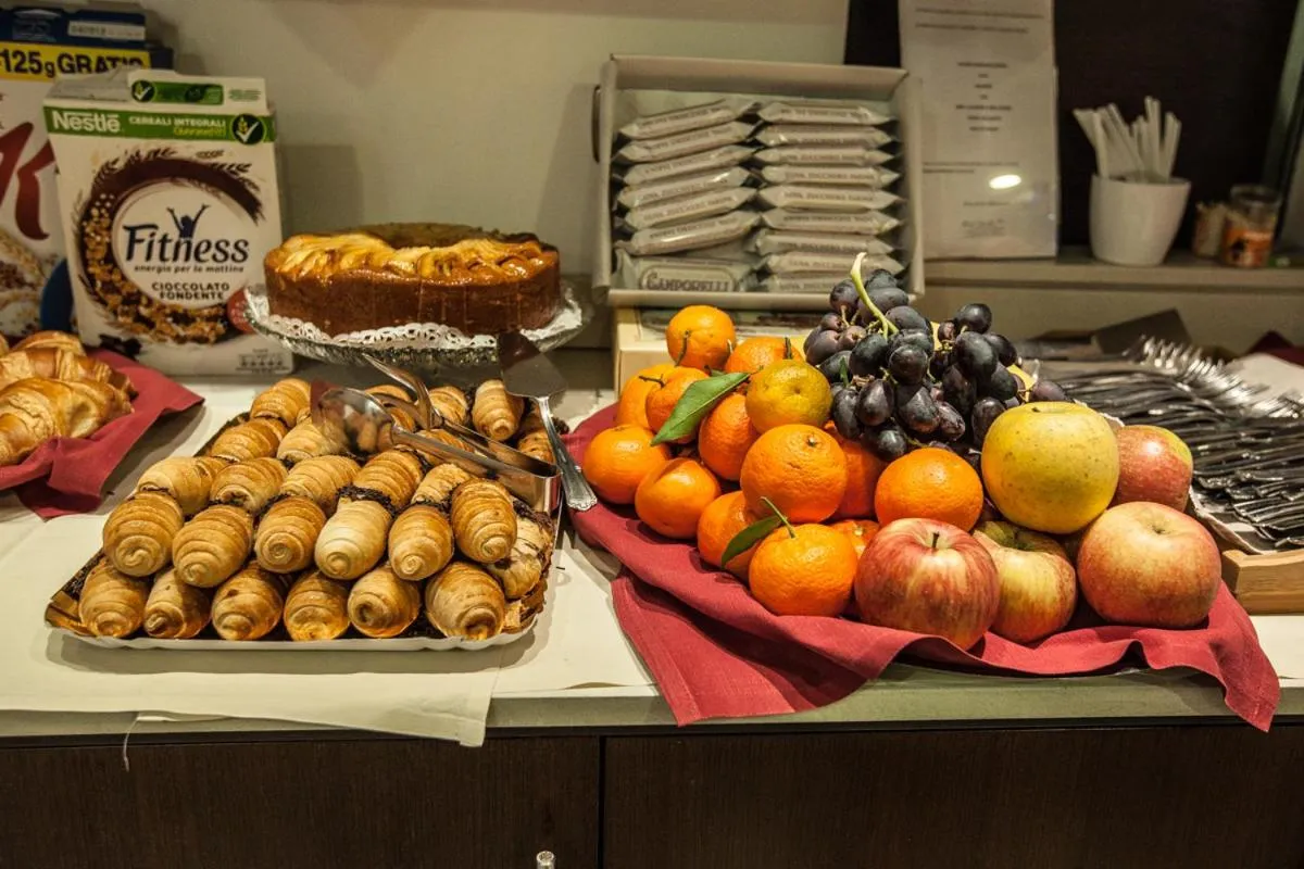 Buffet breakfast in Hotel Davide