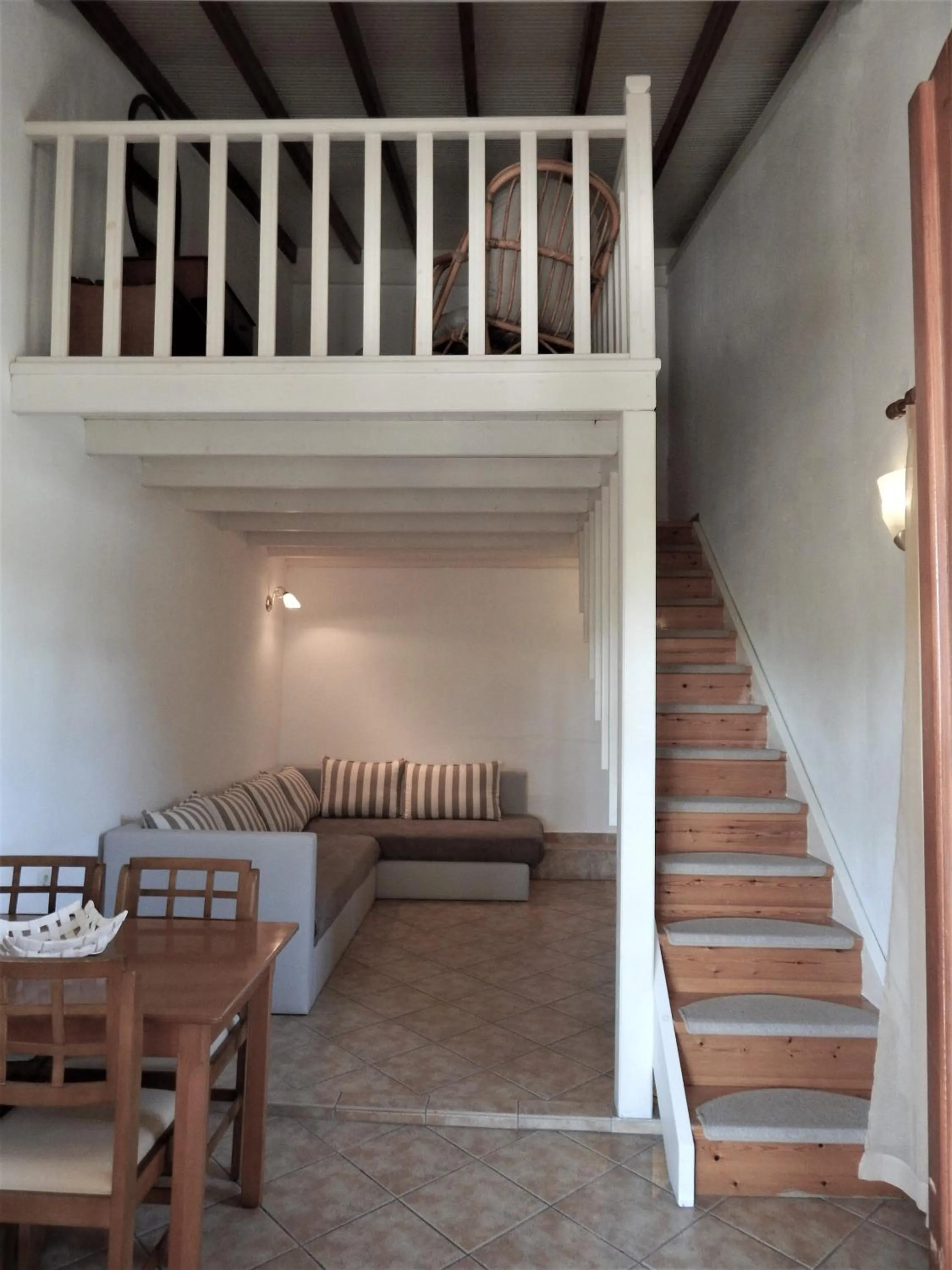 Seating area, Bed in Hotel Pilalidis