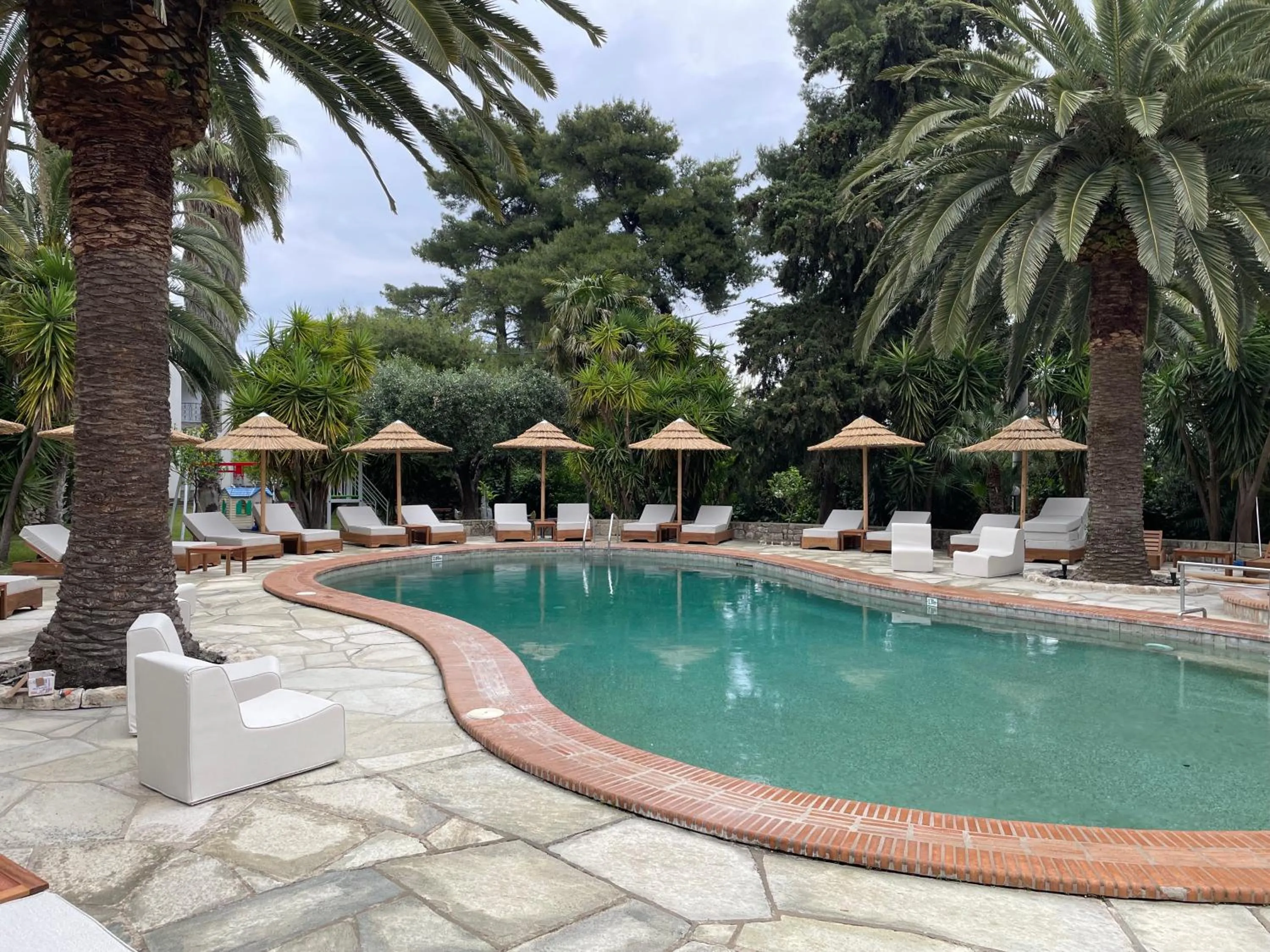 Swimming pool in Hotel Pilalidis