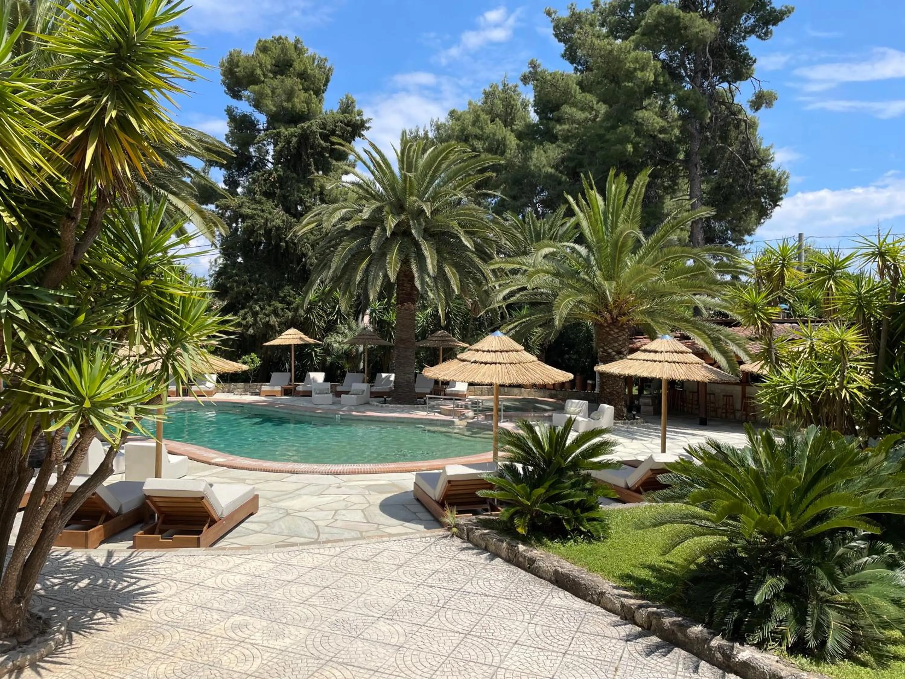 Swimming pool in Hotel Pilalidis