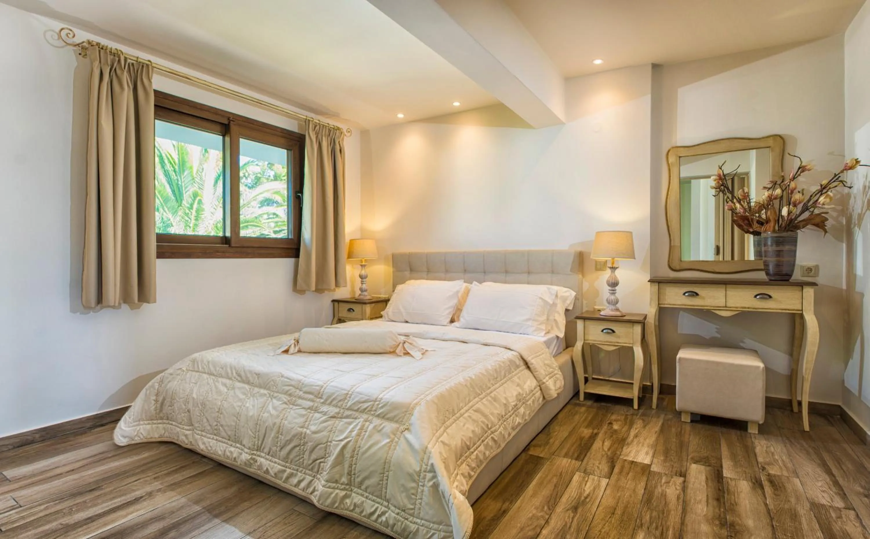 Bedroom, Bed in Hotel Pilalidis