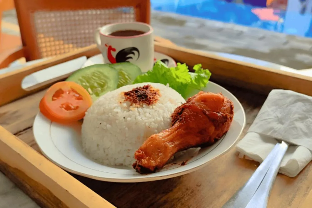 Food in The Mangkoro Hotel by Sinergi