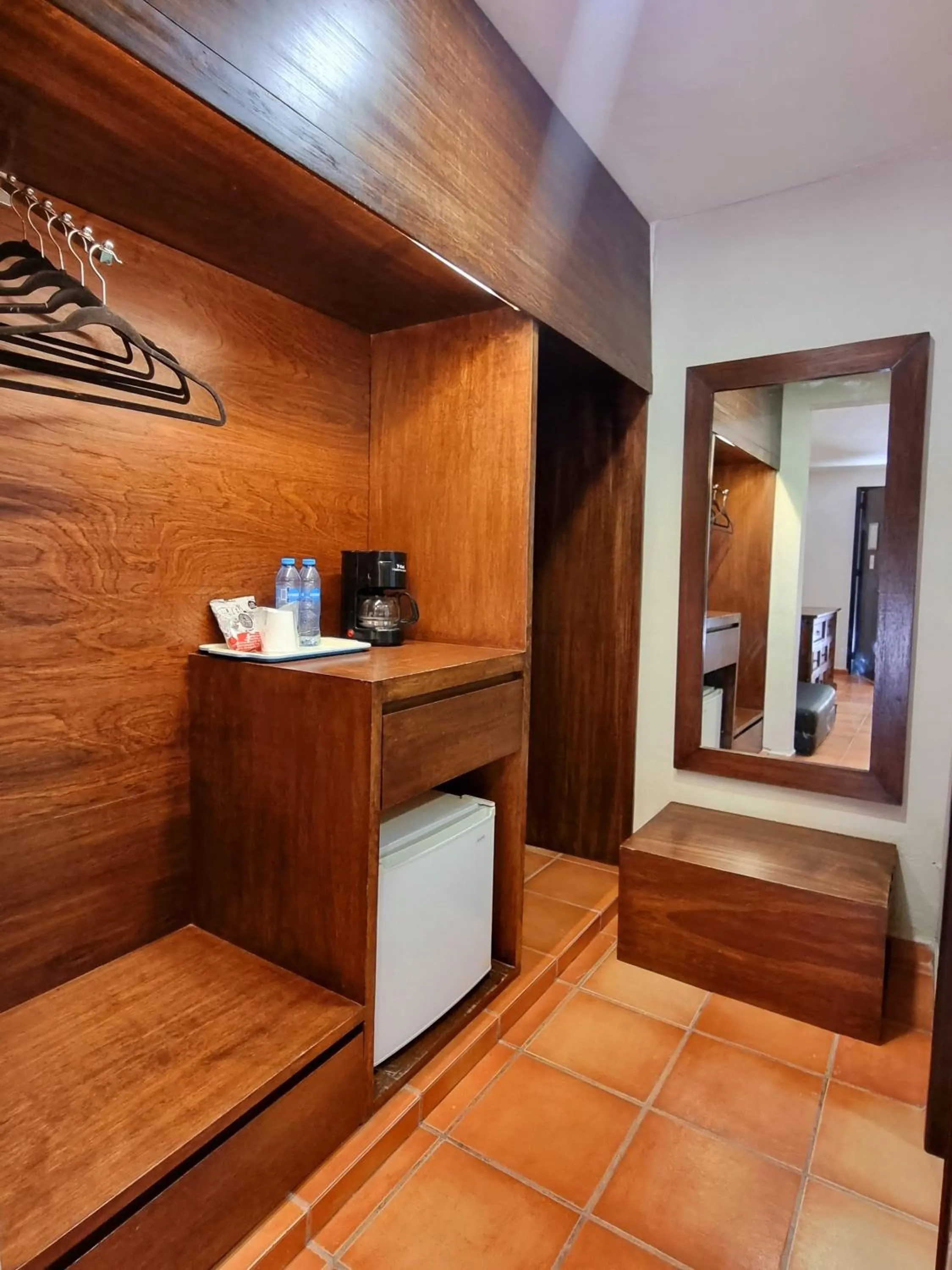 Coffee/tea facilities in Hotel Holly