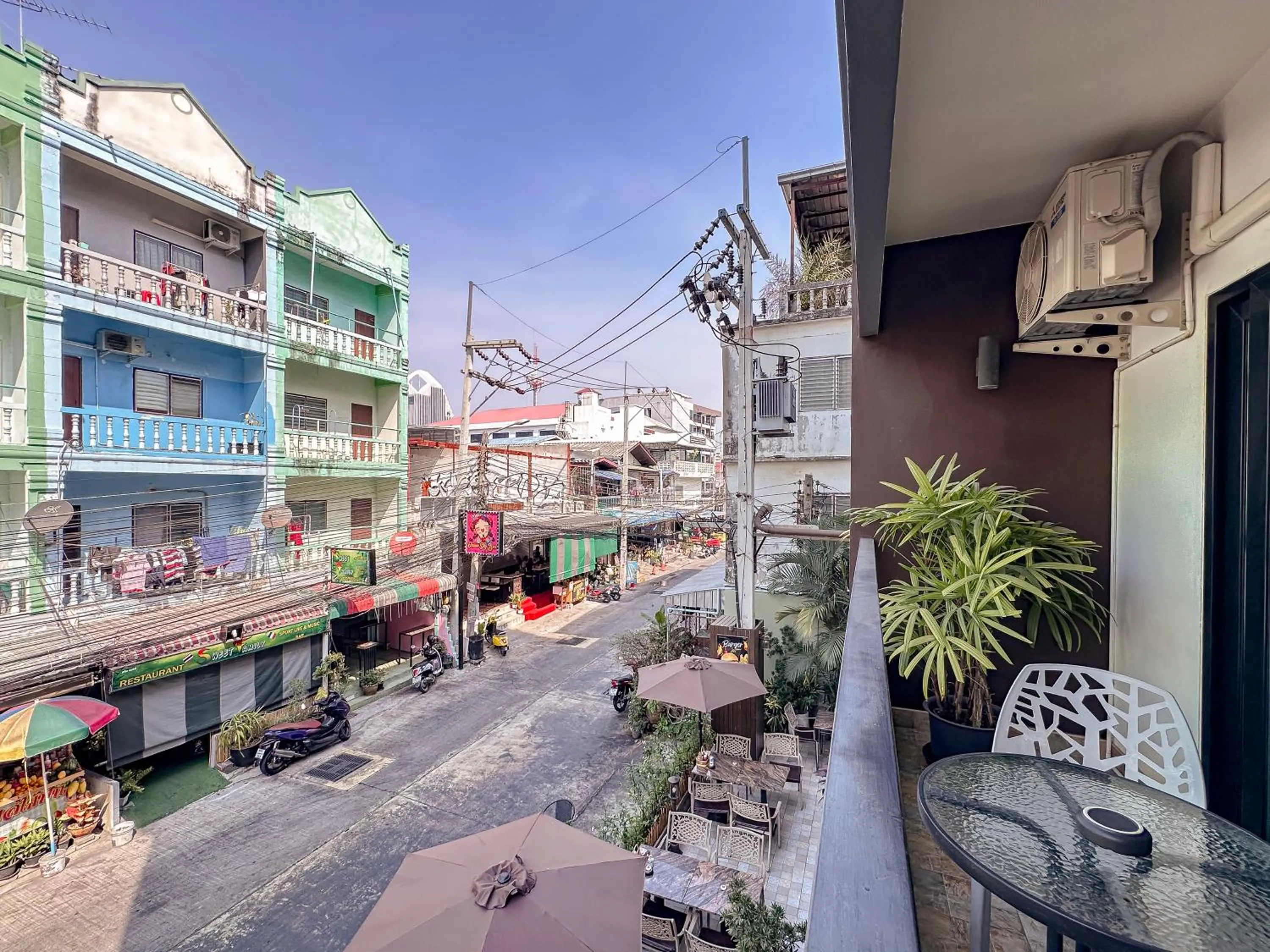 Balcony/Terrace in Nalanta Hotel Pattaya
