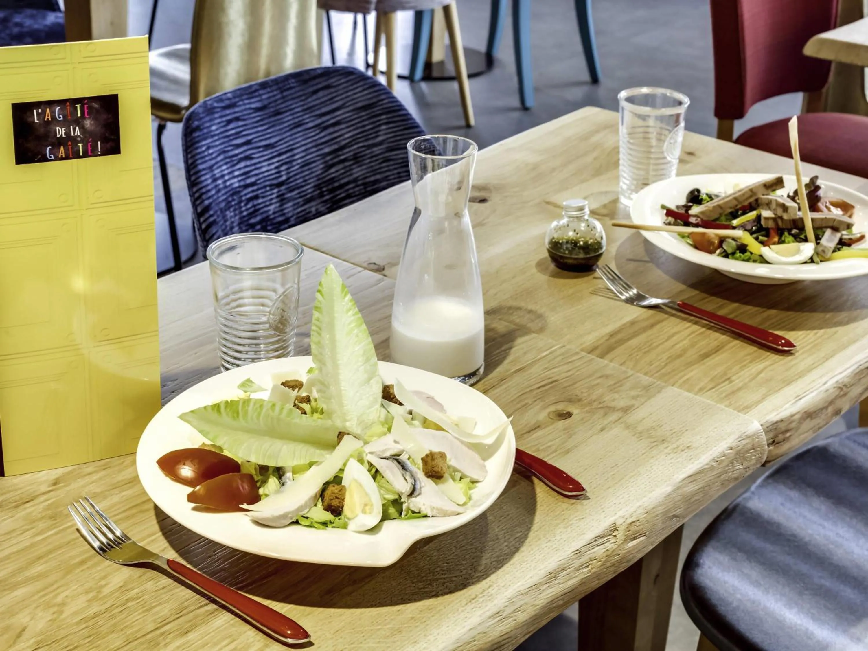 Lounge or bar in Hôtel Mercure Paris Centre Gare Montparnasse