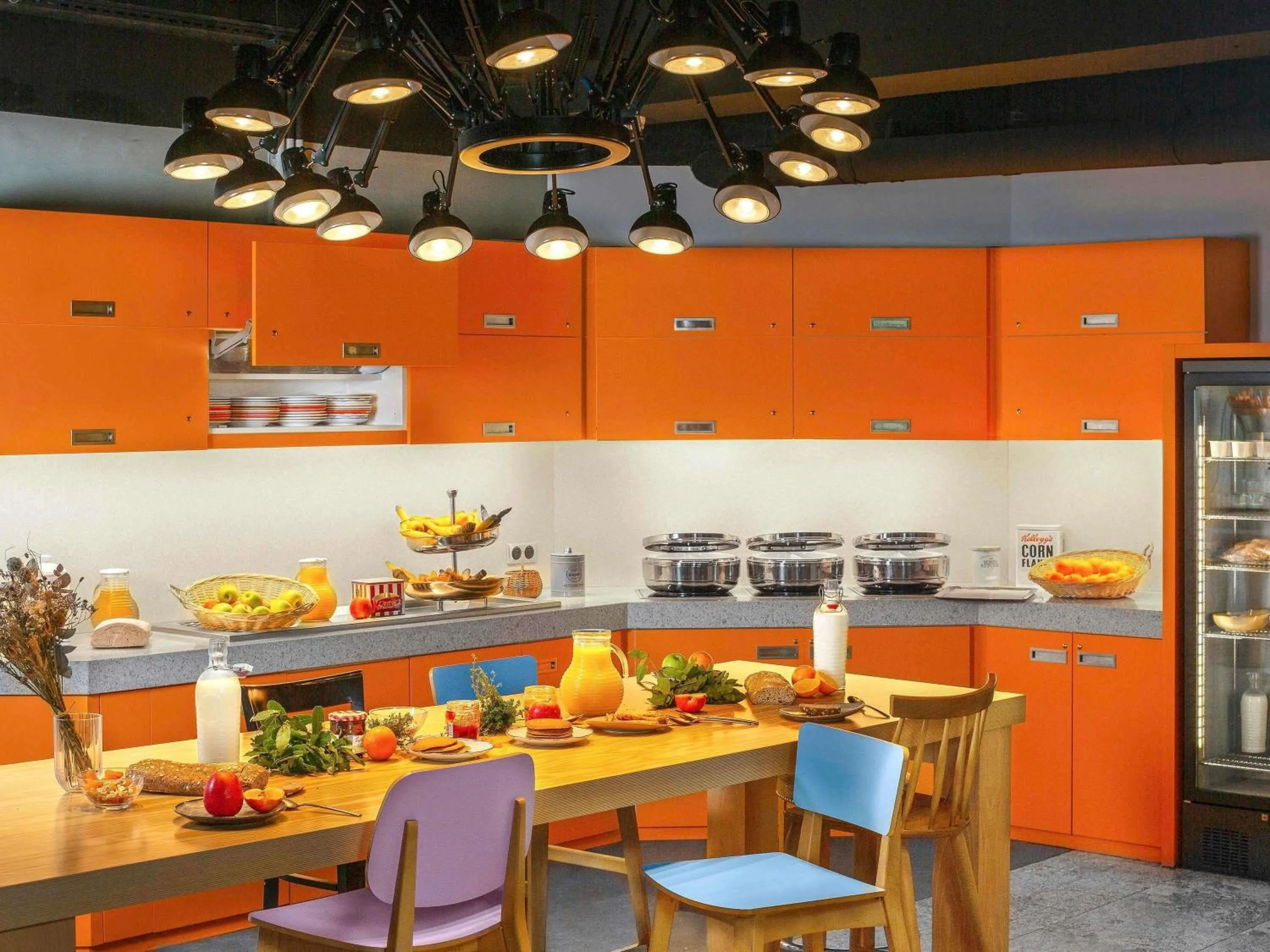 Restaurant/places to eat in Hôtel Mercure Paris Centre Gare Montparnasse