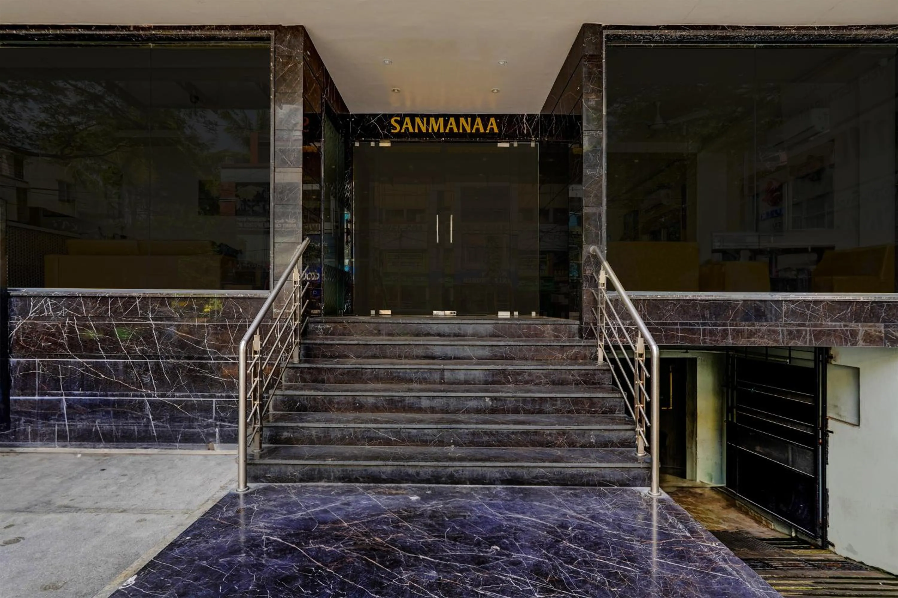 Facade/entrance in Super Townhouse OAK Clove Boutique Hotel Rajaji Nagar Near Lulu Mall Bengaluru