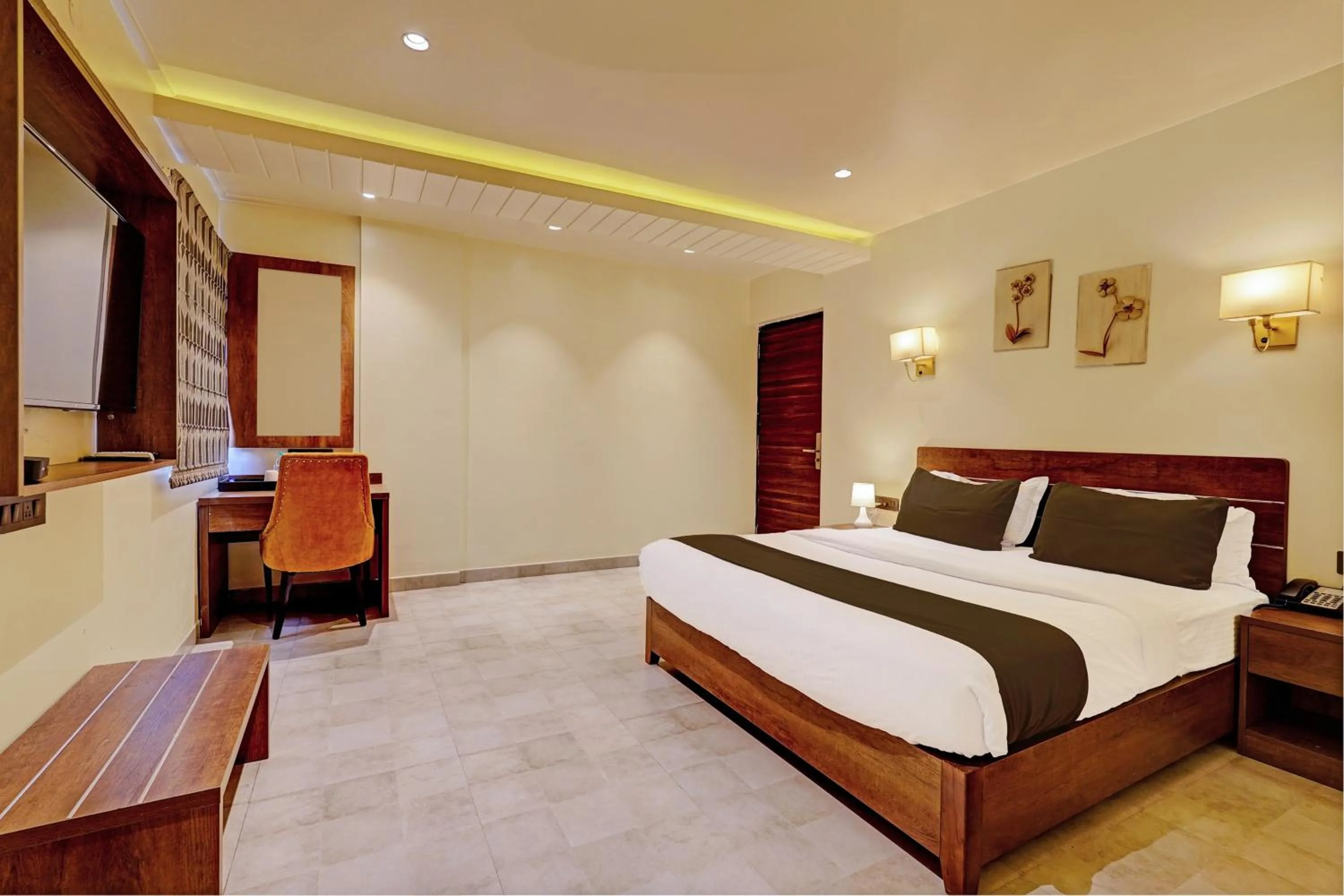 Bedroom, Bed in Super Townhouse OAK Clove Boutique Hotel Rajaji Nagar Near Lulu Mall Bengaluru