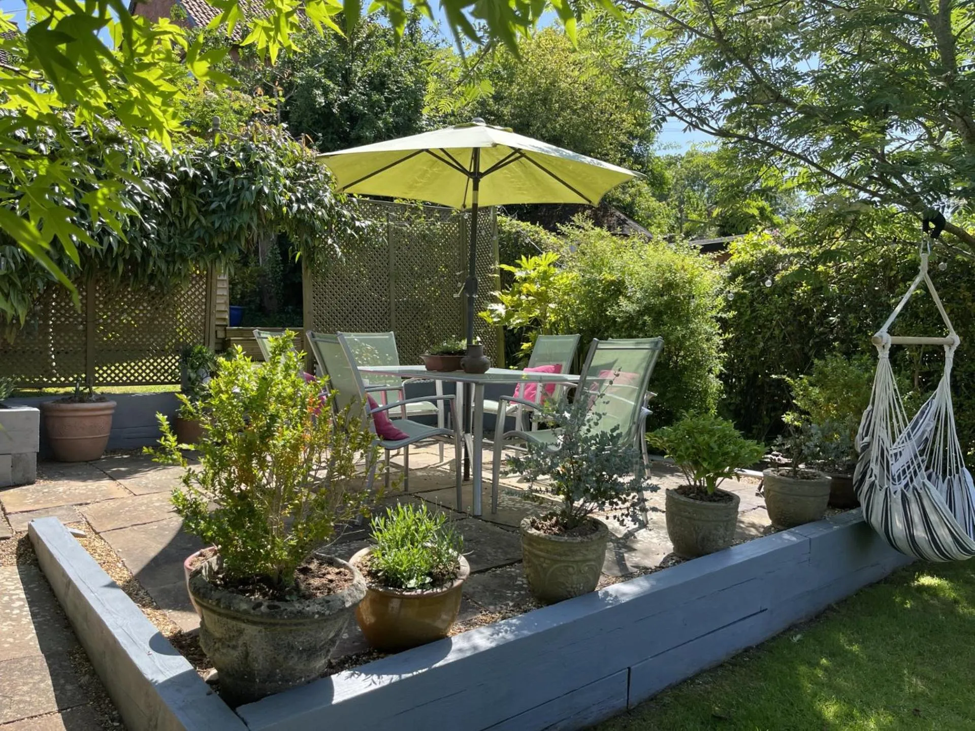 Garden in The Glastonbury Townhouse B&B