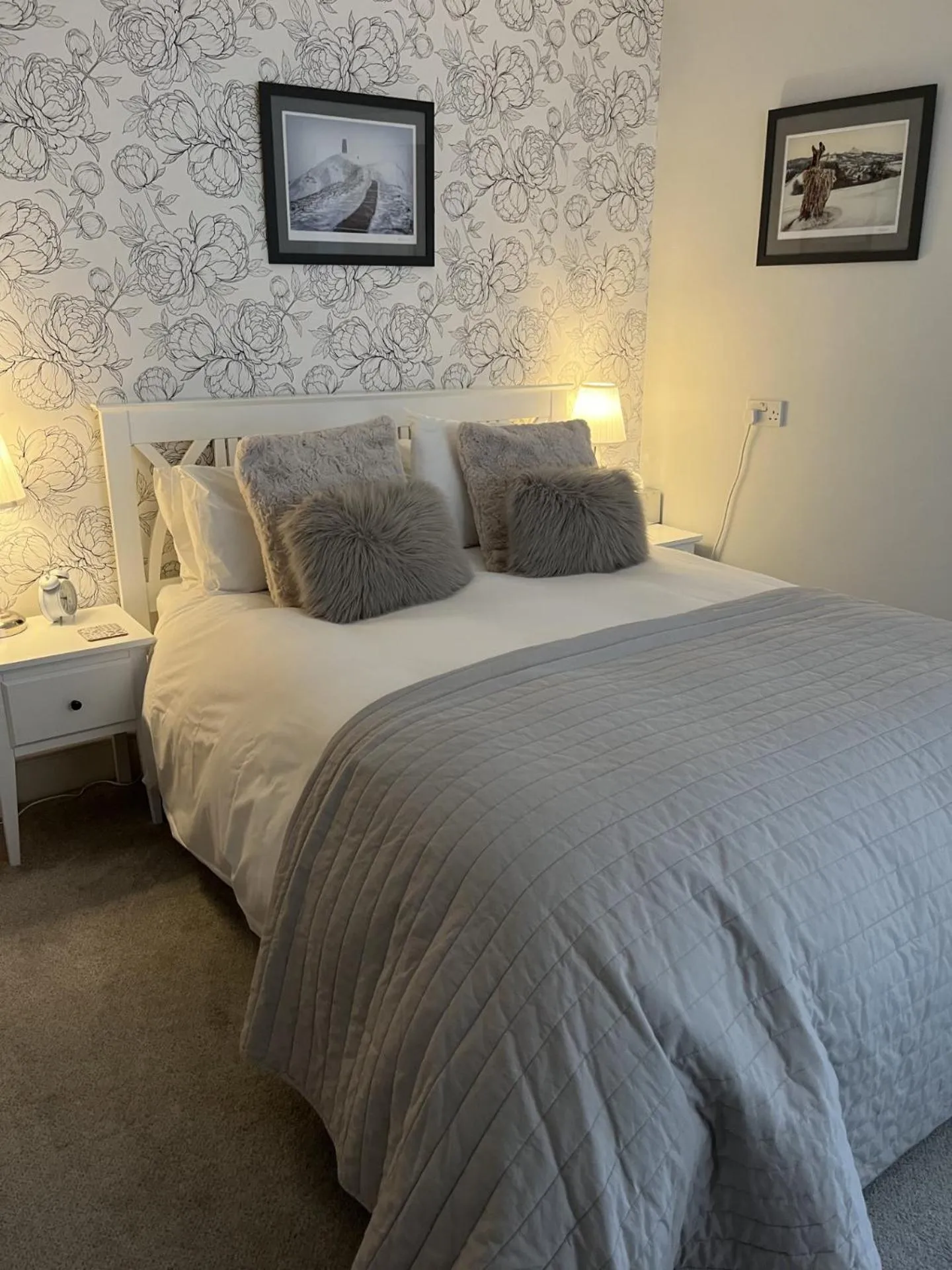 Bedroom, Bed in The Glastonbury Townhouse B&B