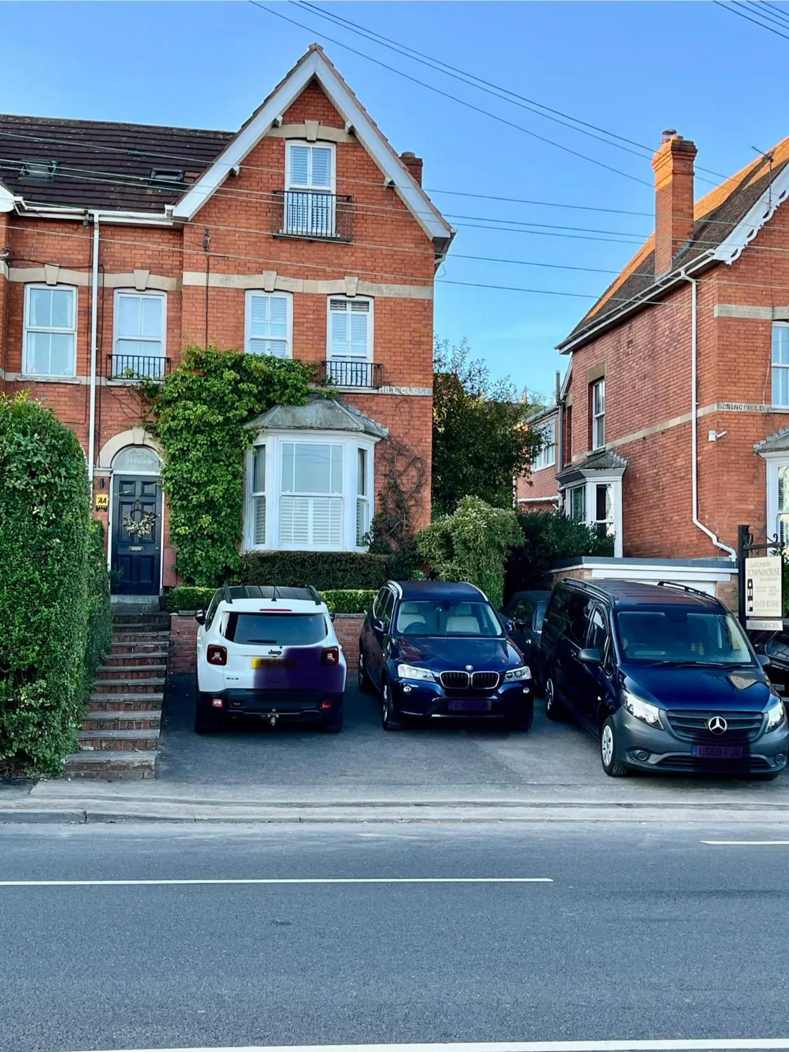 Parking in The Glastonbury Townhouse B&B