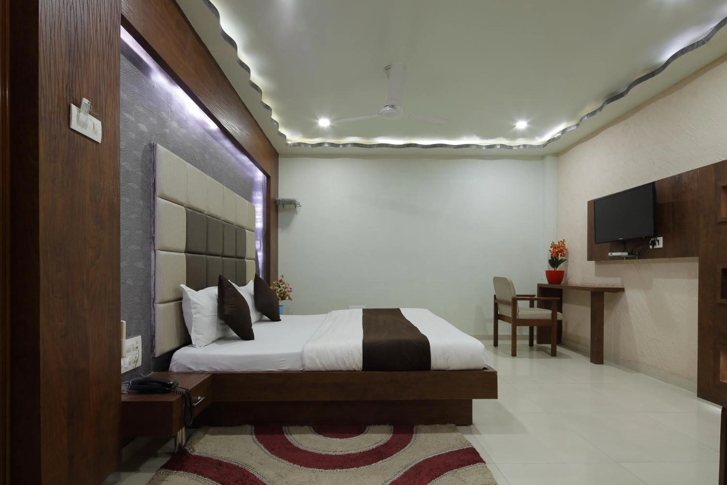 Photo of the whole room, Bed in Hotel Good Night