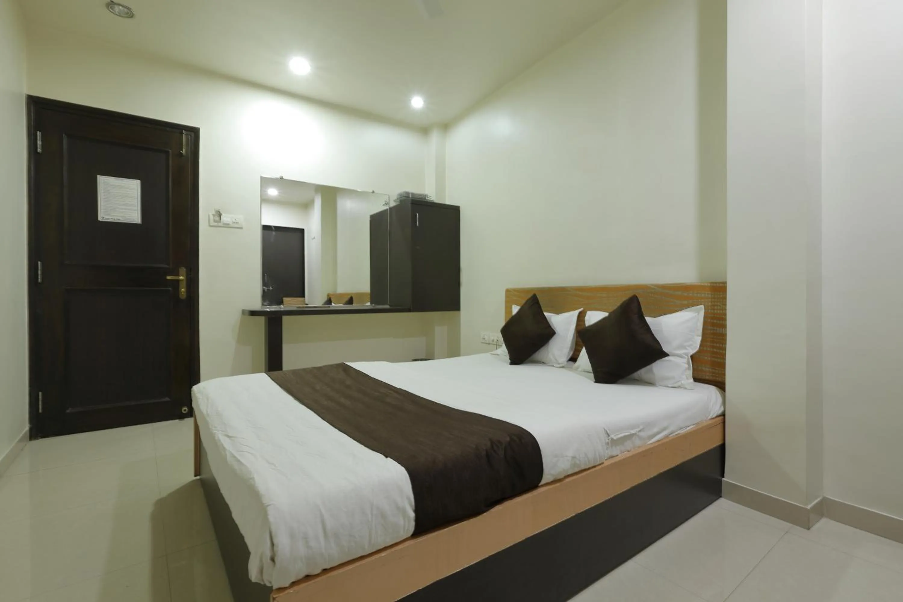 Photo of the whole room, Bed in Hotel Good Night