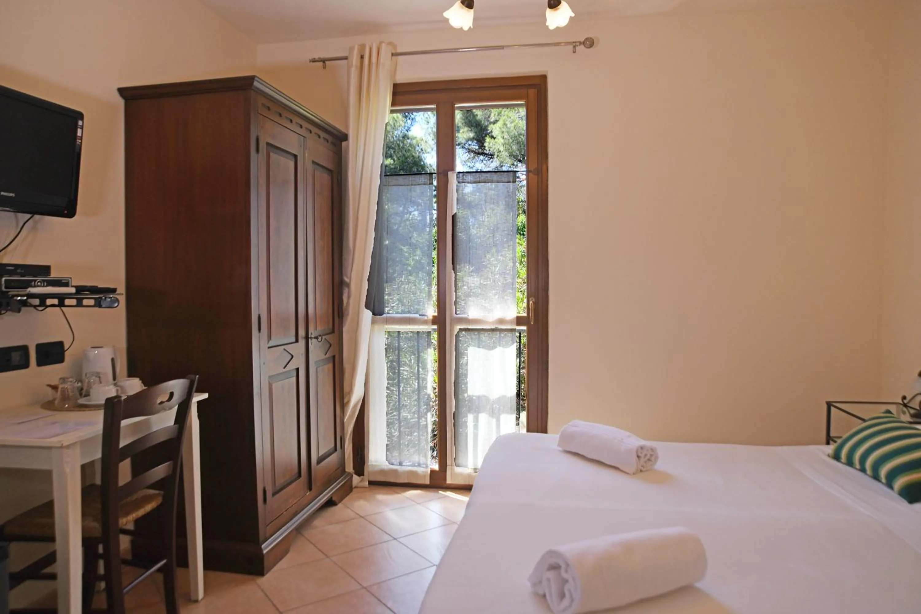 Bedroom, Bed in Villa Gaia
