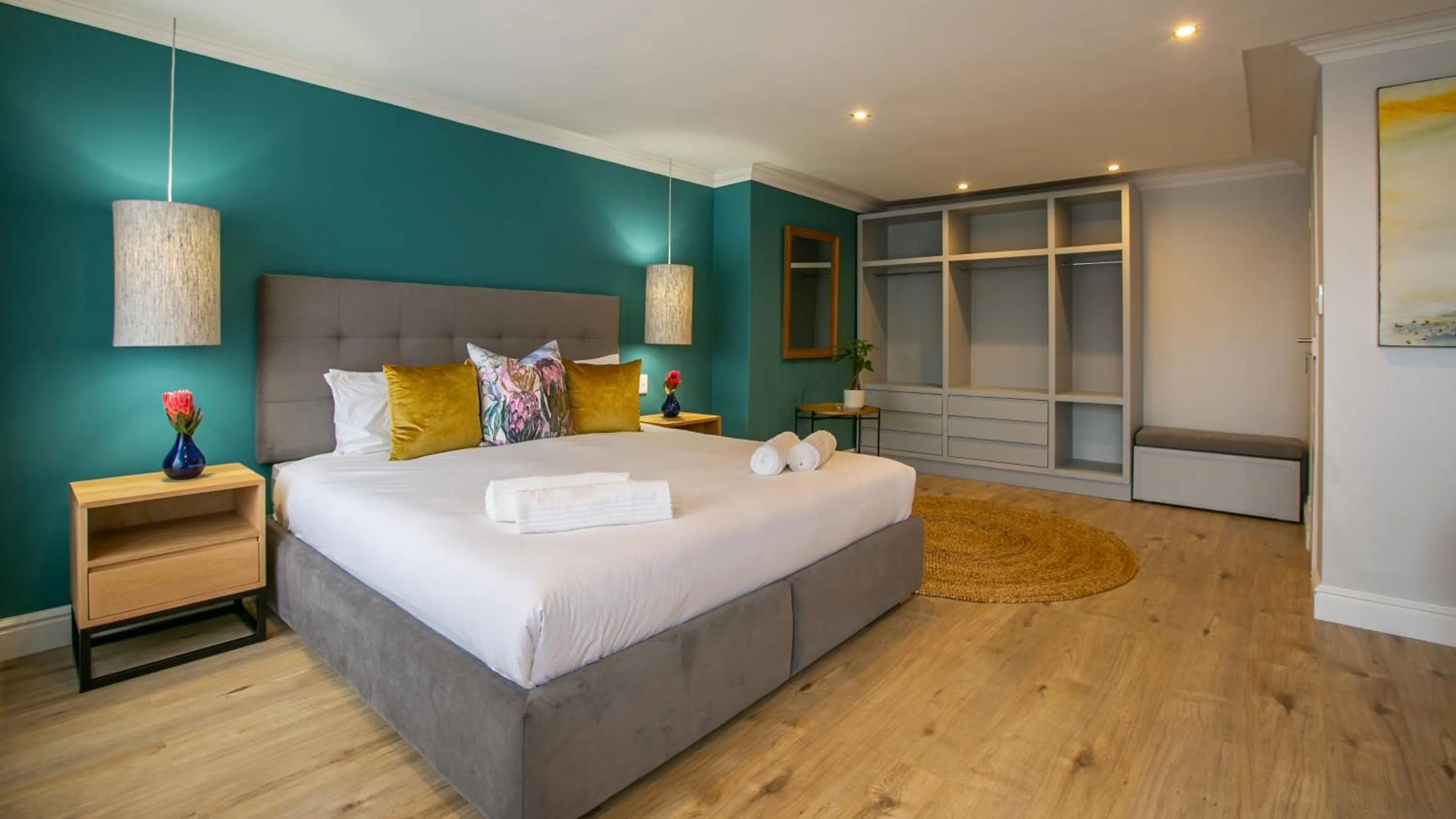 Bed in Hout & About Guest House