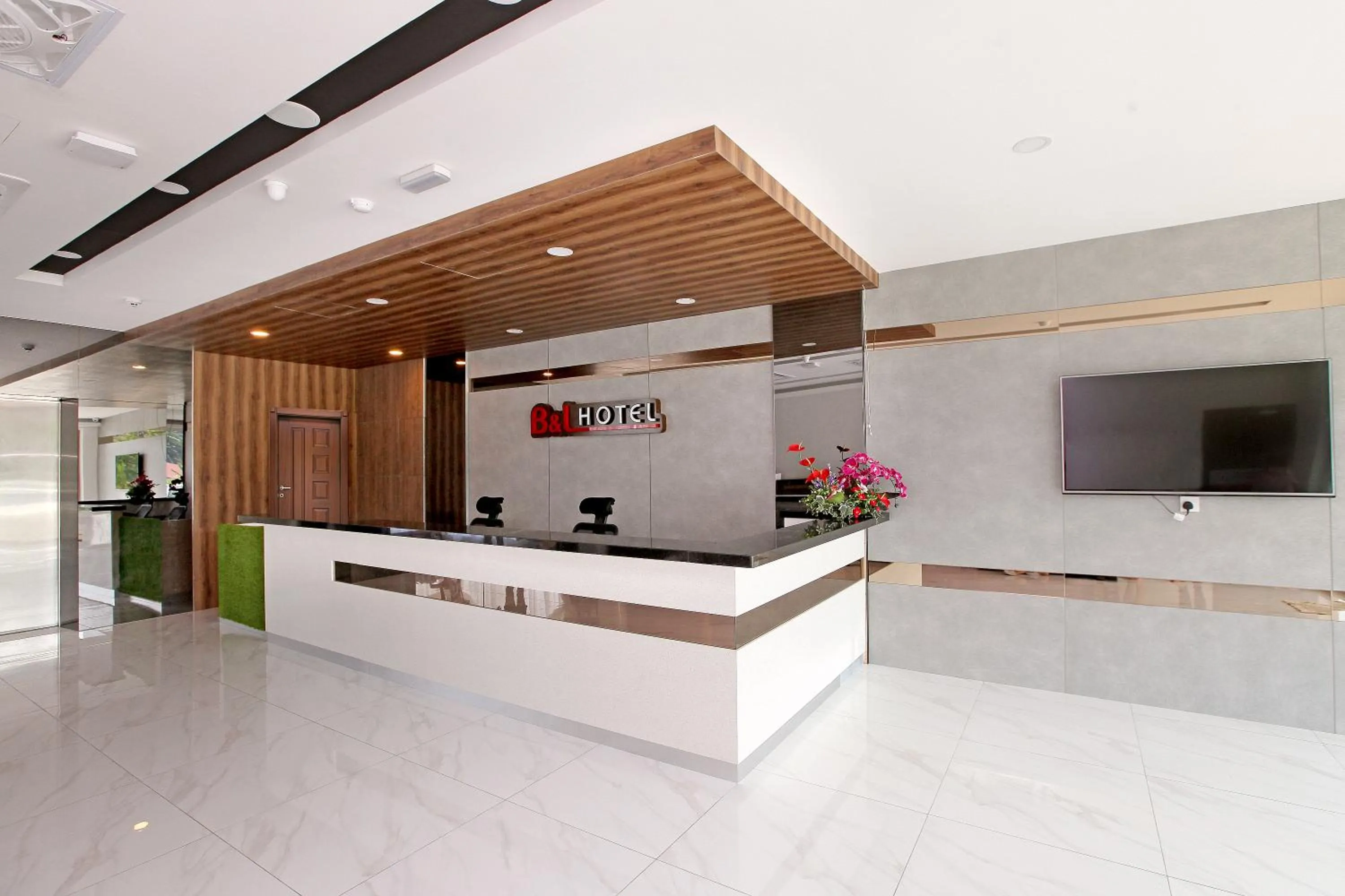Lobby or reception in B&L HOTEl