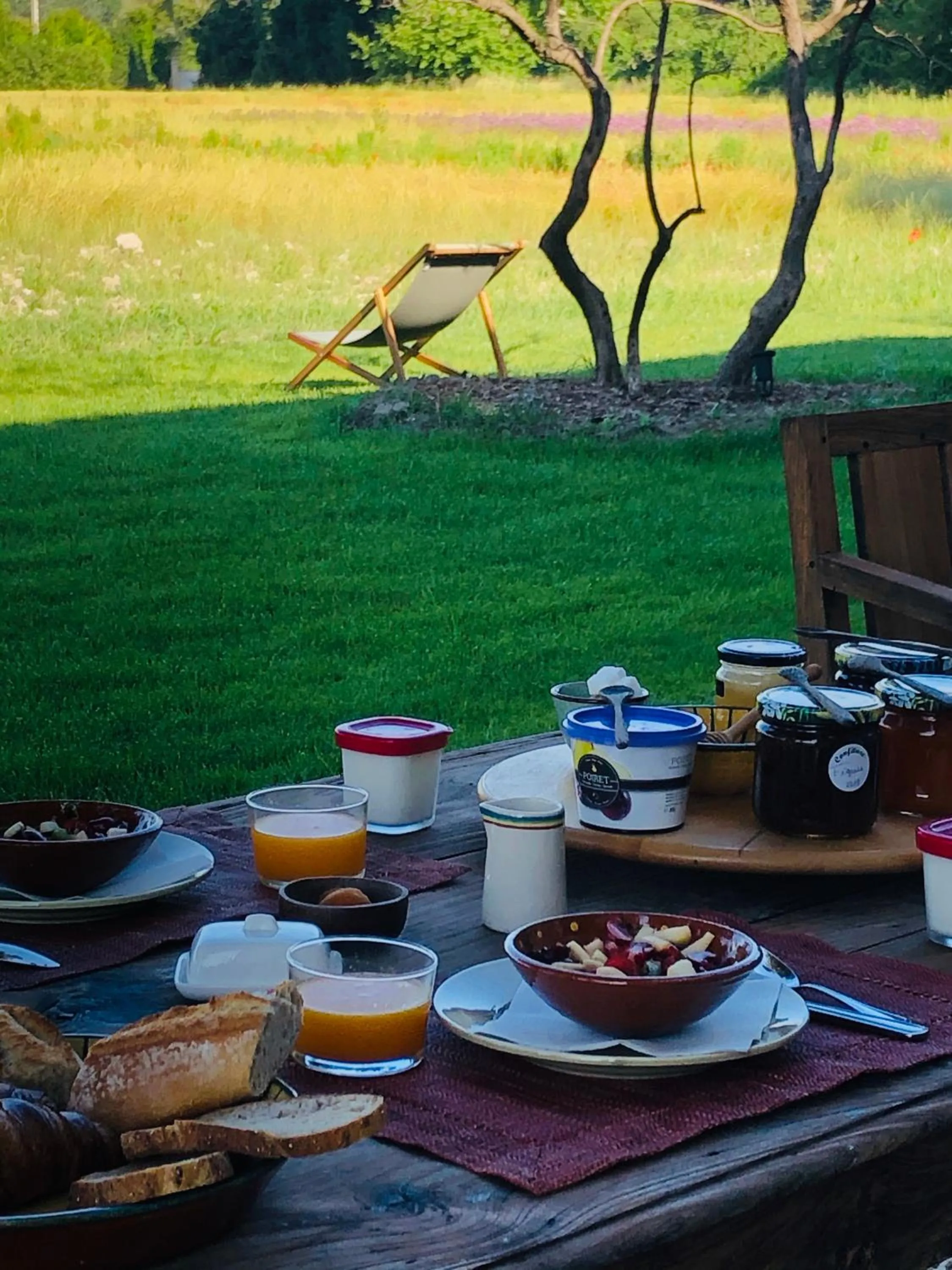Breakfast in Le Mas de la Sorgue