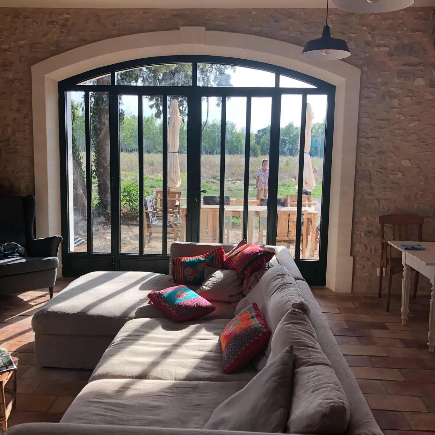 Communal lounge/ TV room, Bed in Le Mas de la Sorgue