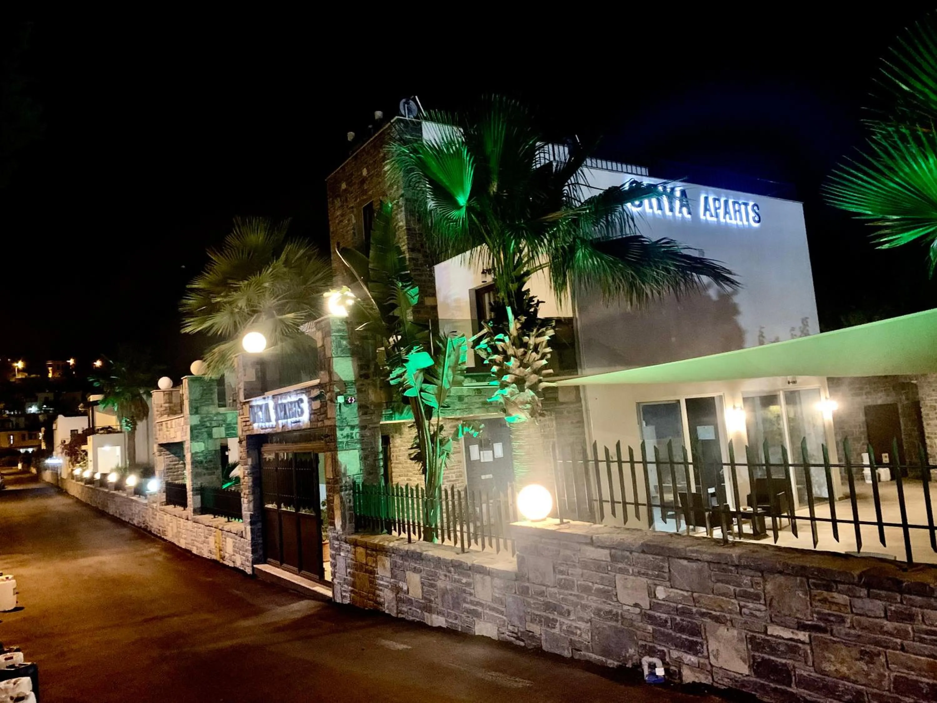 Property building in Orya Aparts