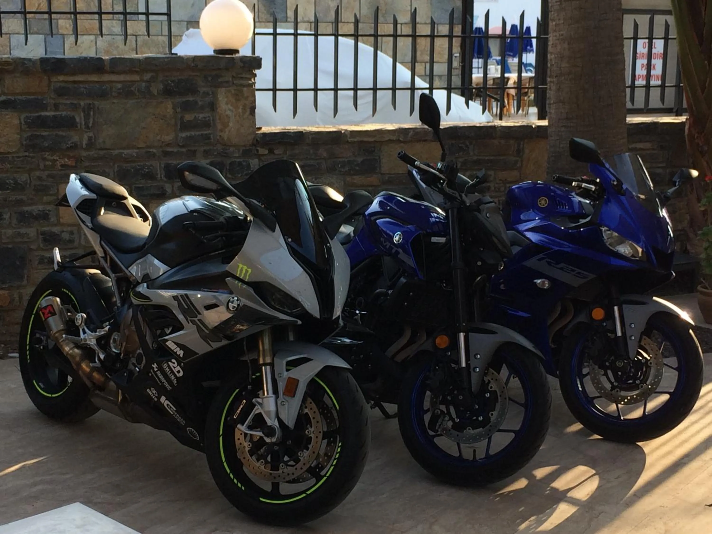 Billiard in Orya Aparts