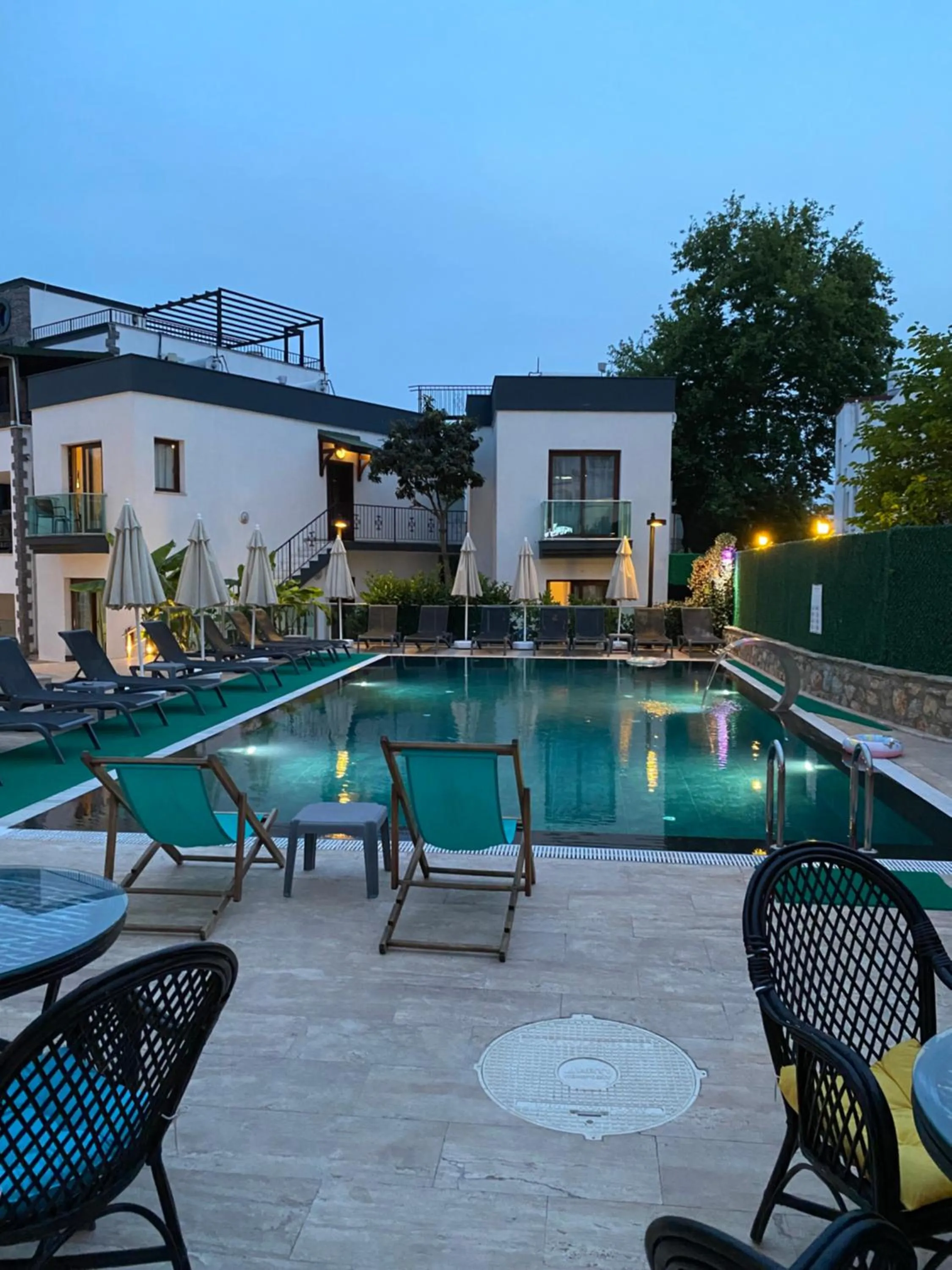 Swimming pool in Orya Aparts