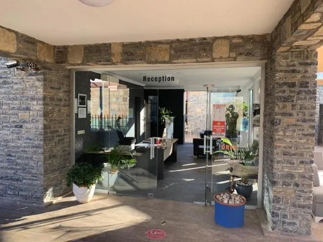 Facade/entrance in Orya Aparts