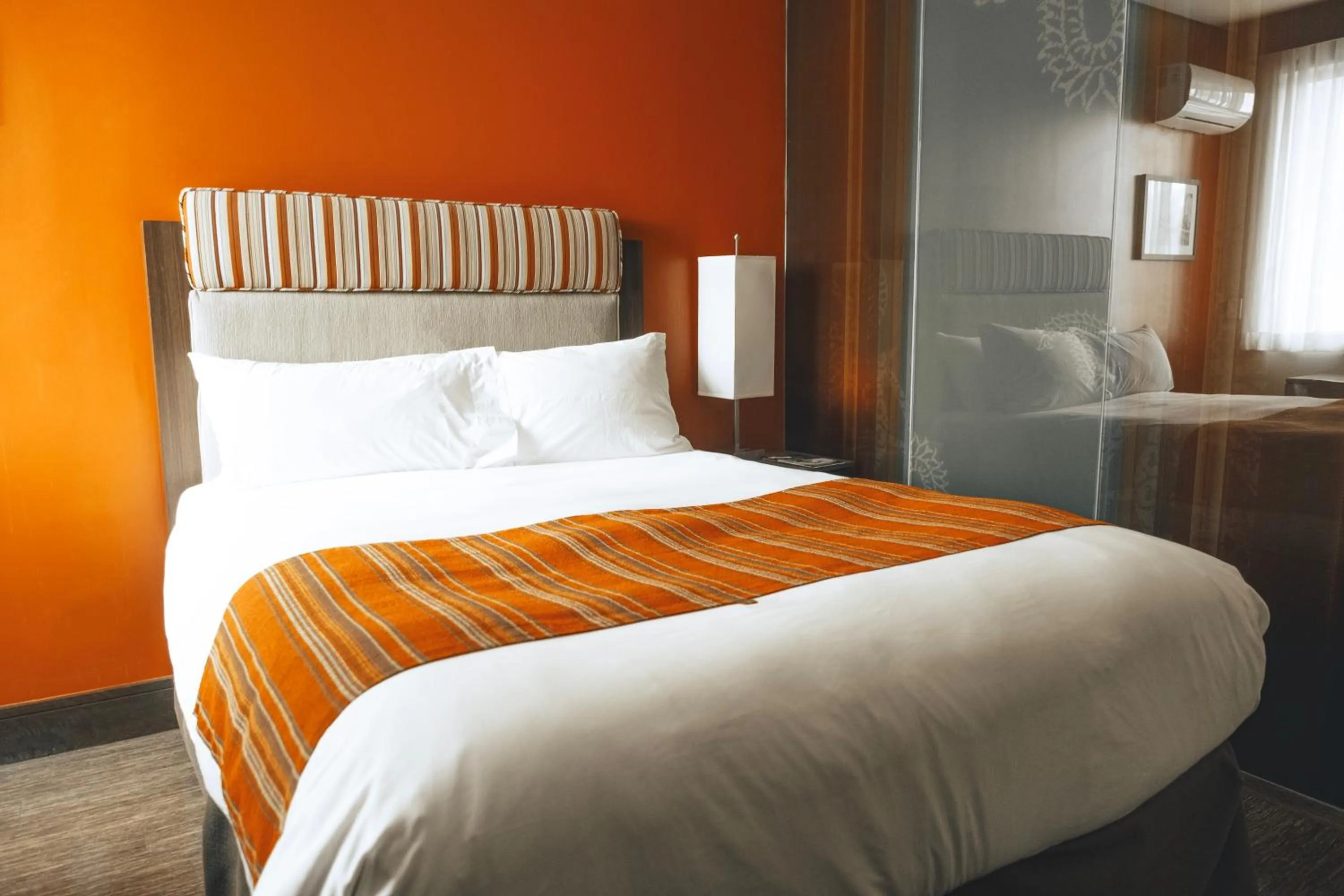 Bed in SIRTAJ – Beverly Hills