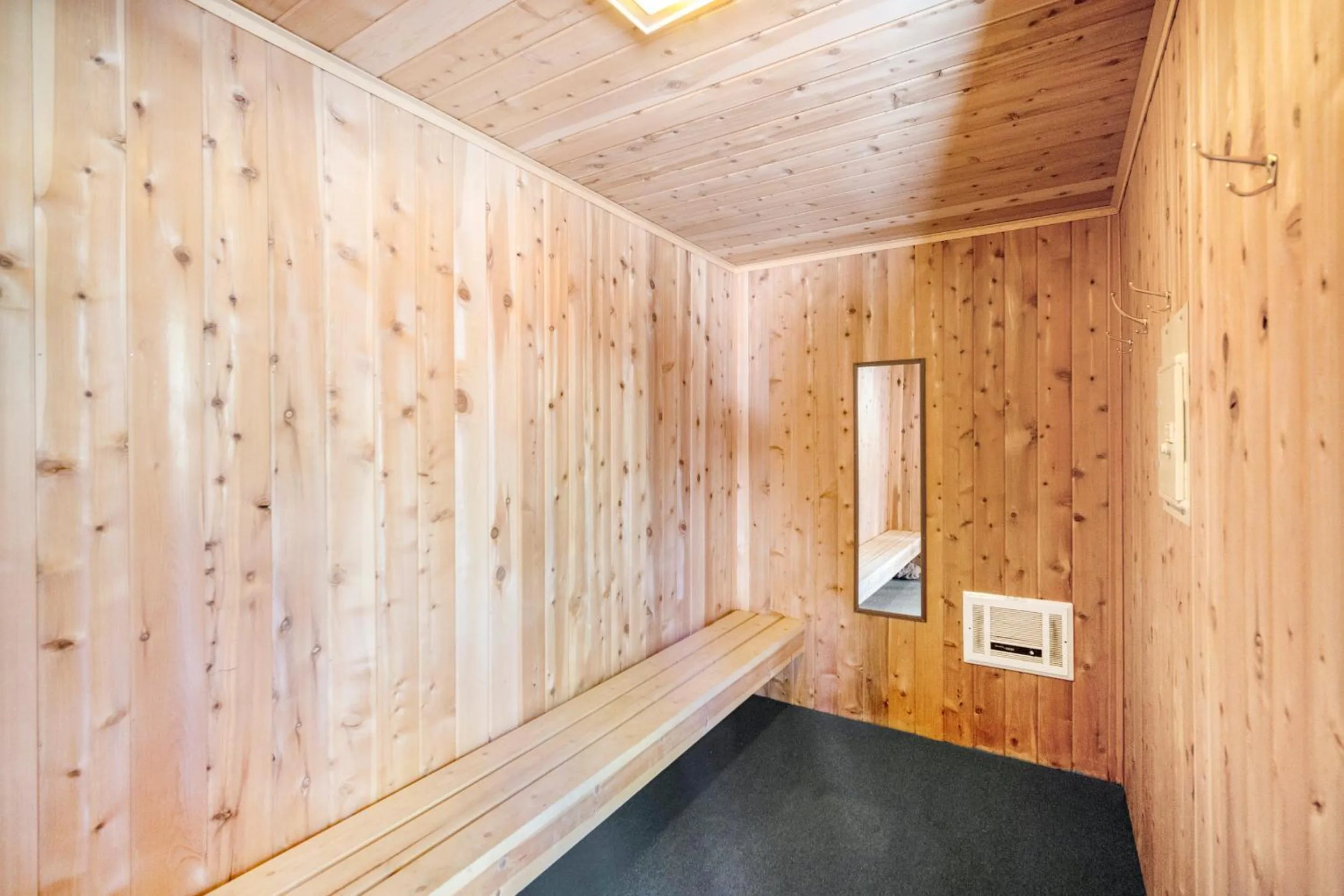 Sauna in Summit by 101 Great Escapes