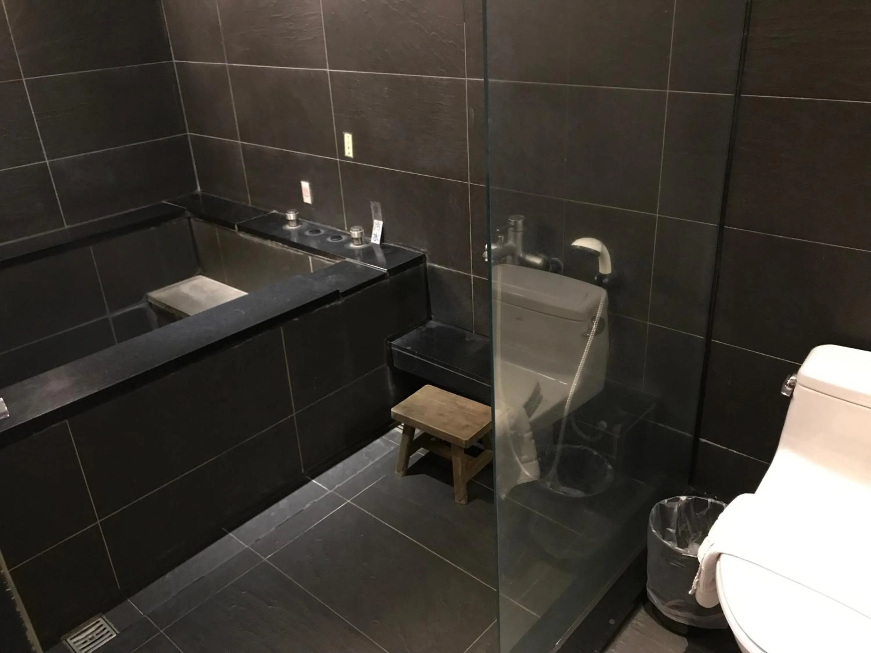 Bathroom in Shan-Yue Hotspring Hotel