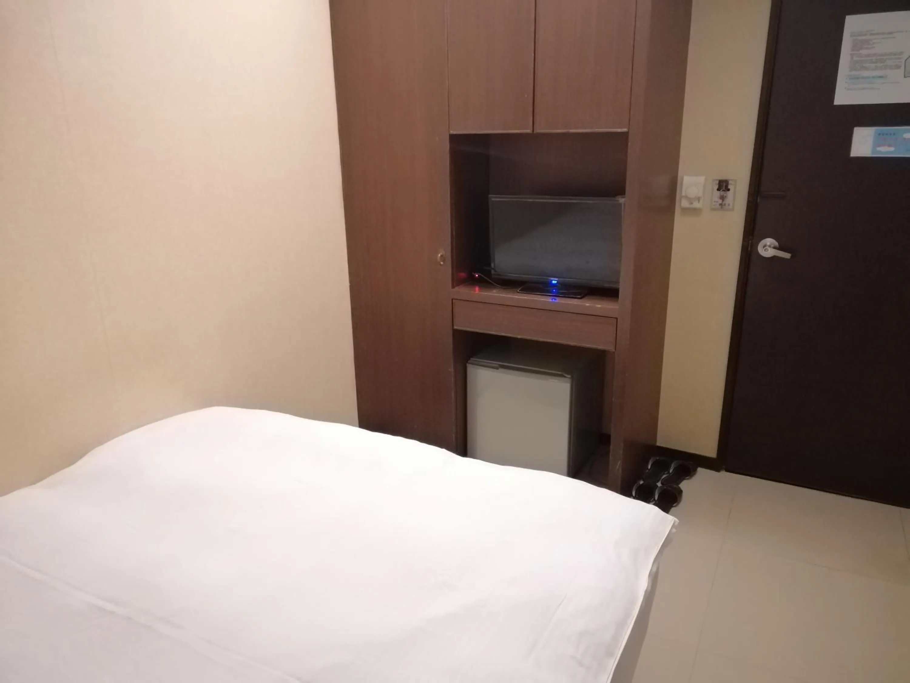 Decorative detail, Bed in Shan-Yue Hotspring Hotel