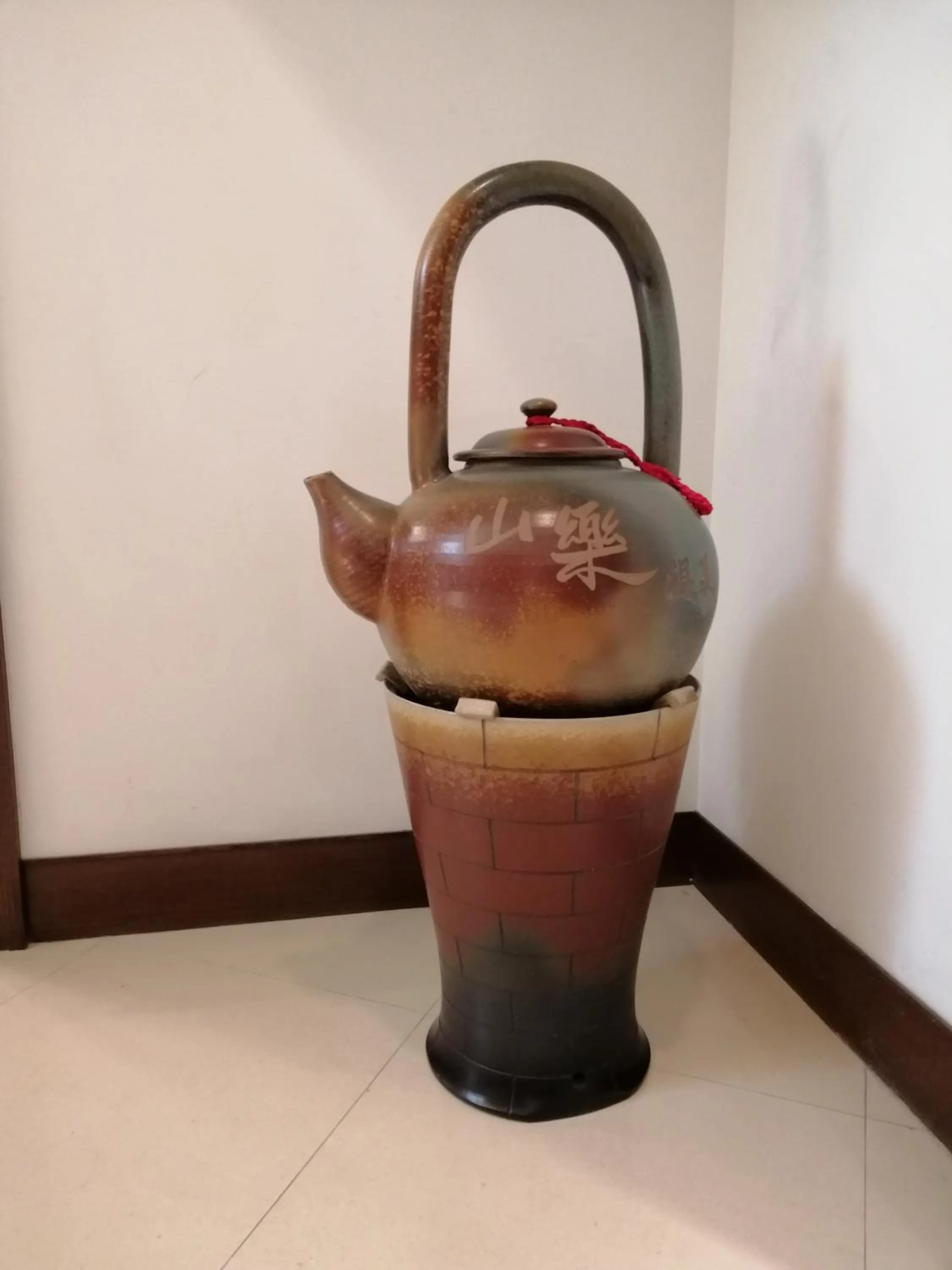 Decorative detail in Shan-Yue Hotspring Hotel