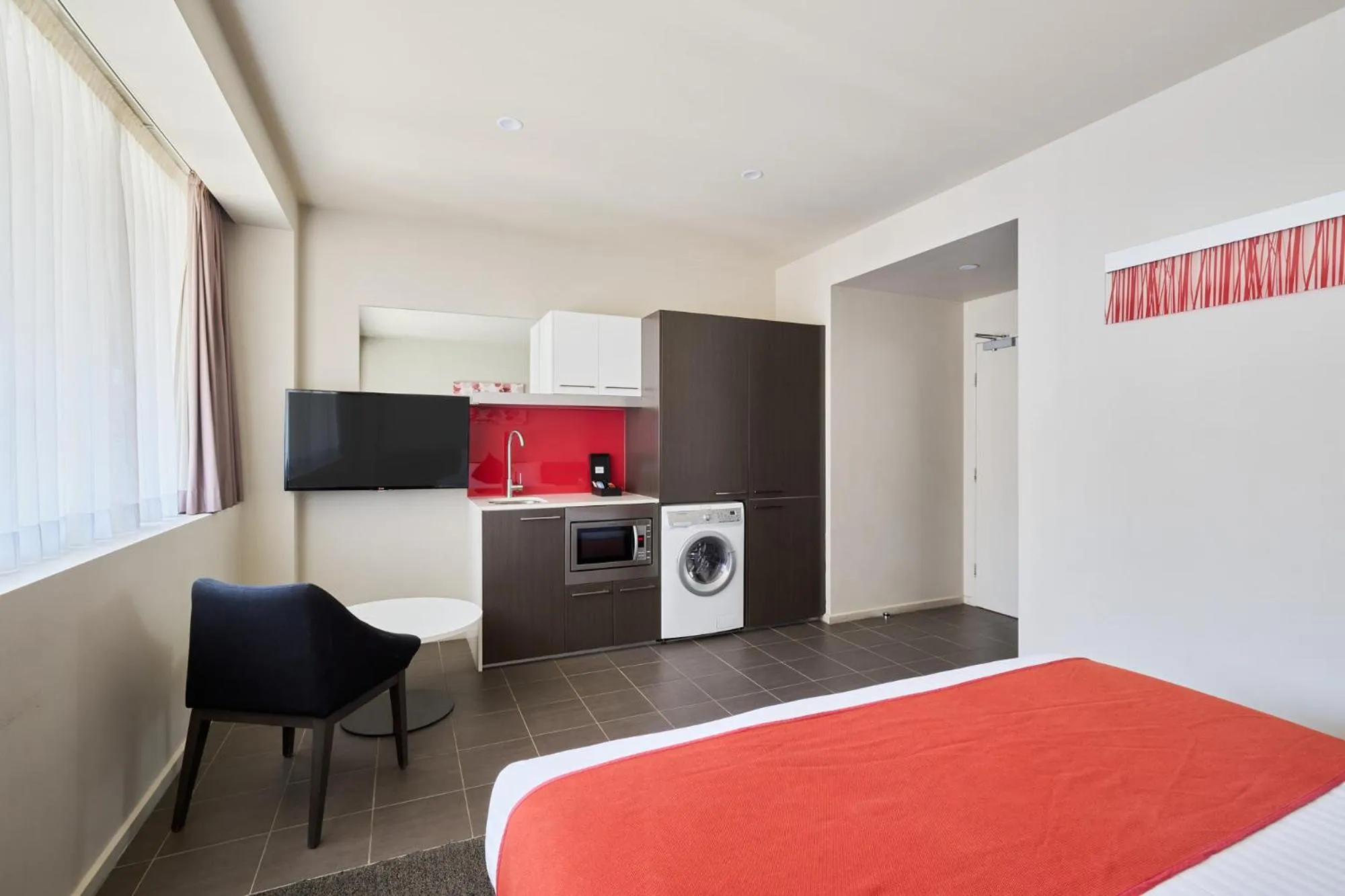 Kitchen or kitchenette, Bed in Abode Woden
