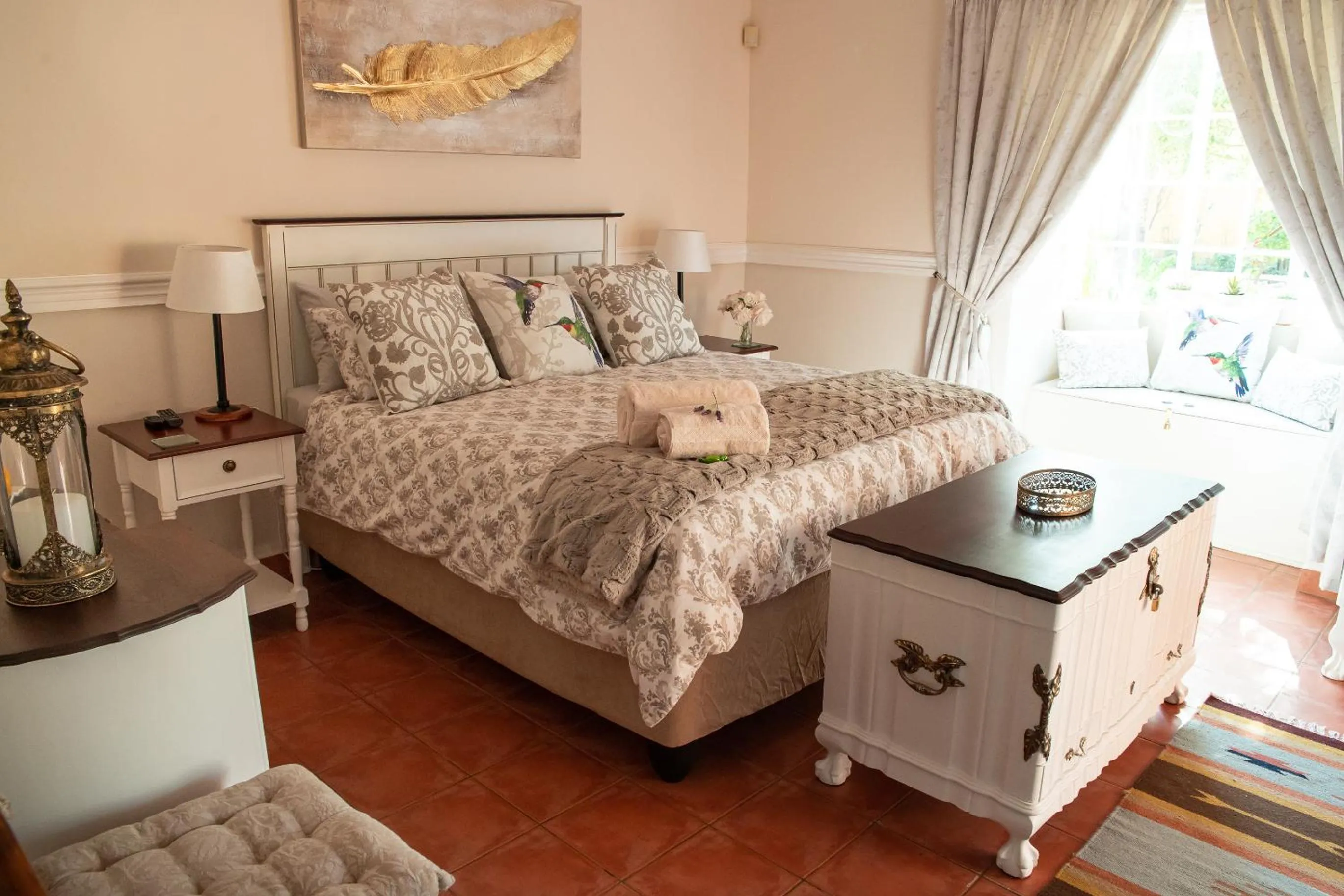 Photo of the whole room, Bed in Roses and Pebbles B & B Guest House