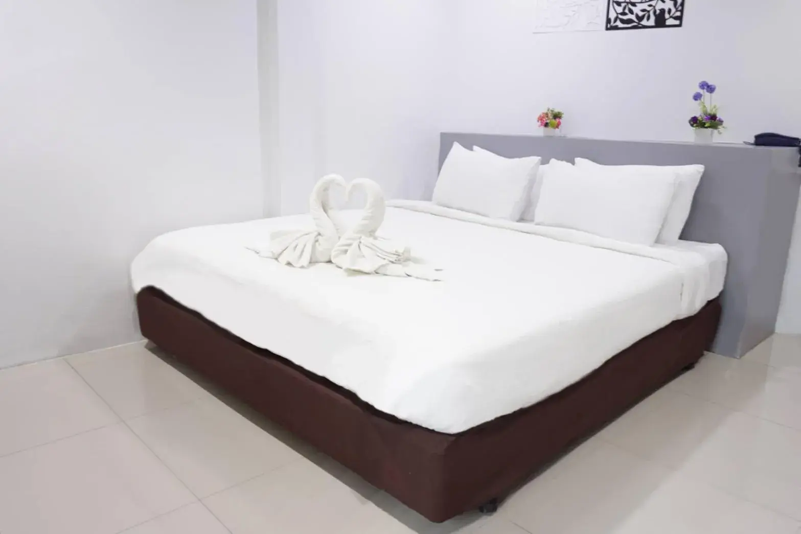Double Room - Tower 1 in Ma Non Nont Hotel & Apartment Double Room - Tower 1 in Ma Non Nont Hotel & Apartment