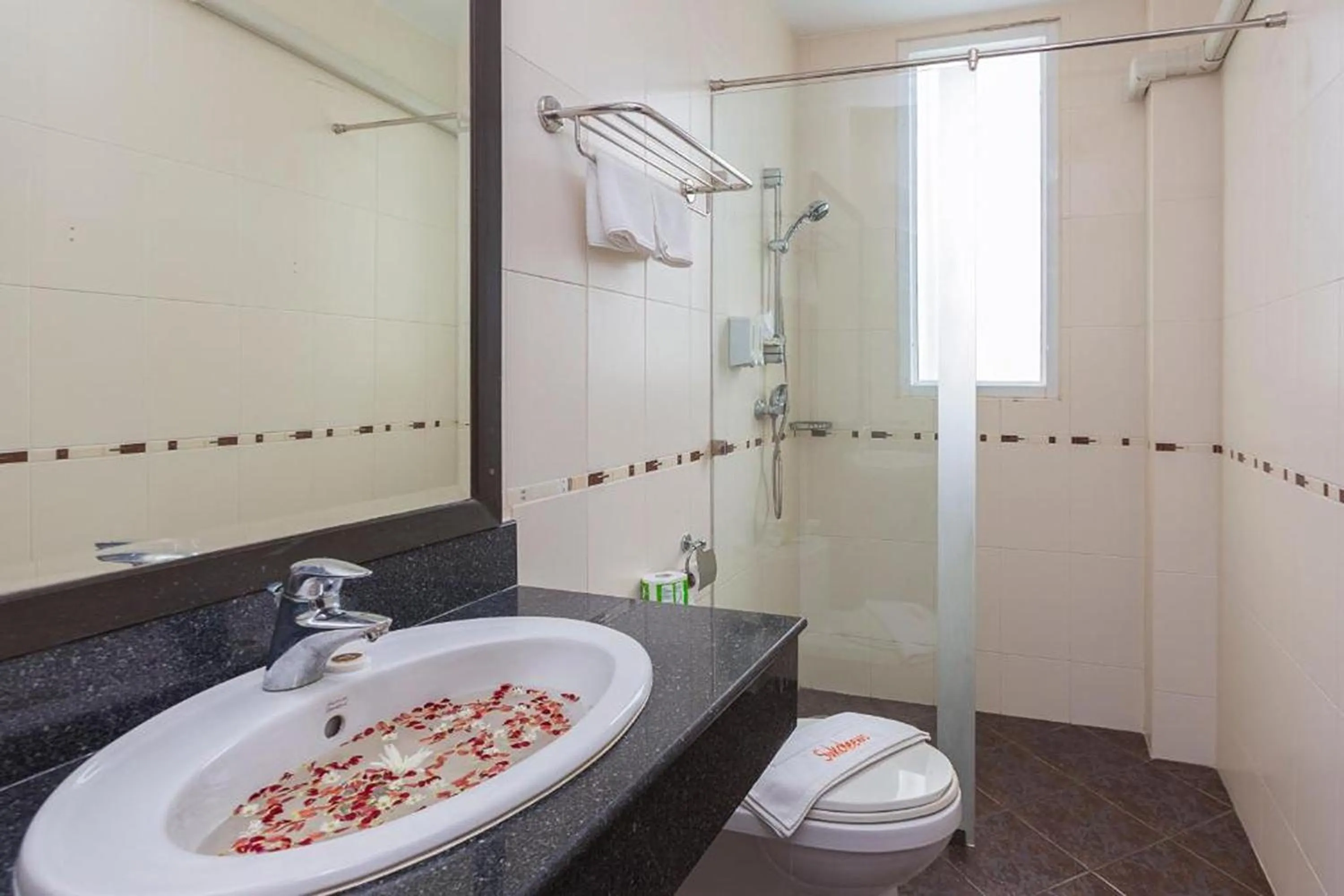 Shower in Sukcheewa Residence Phuket