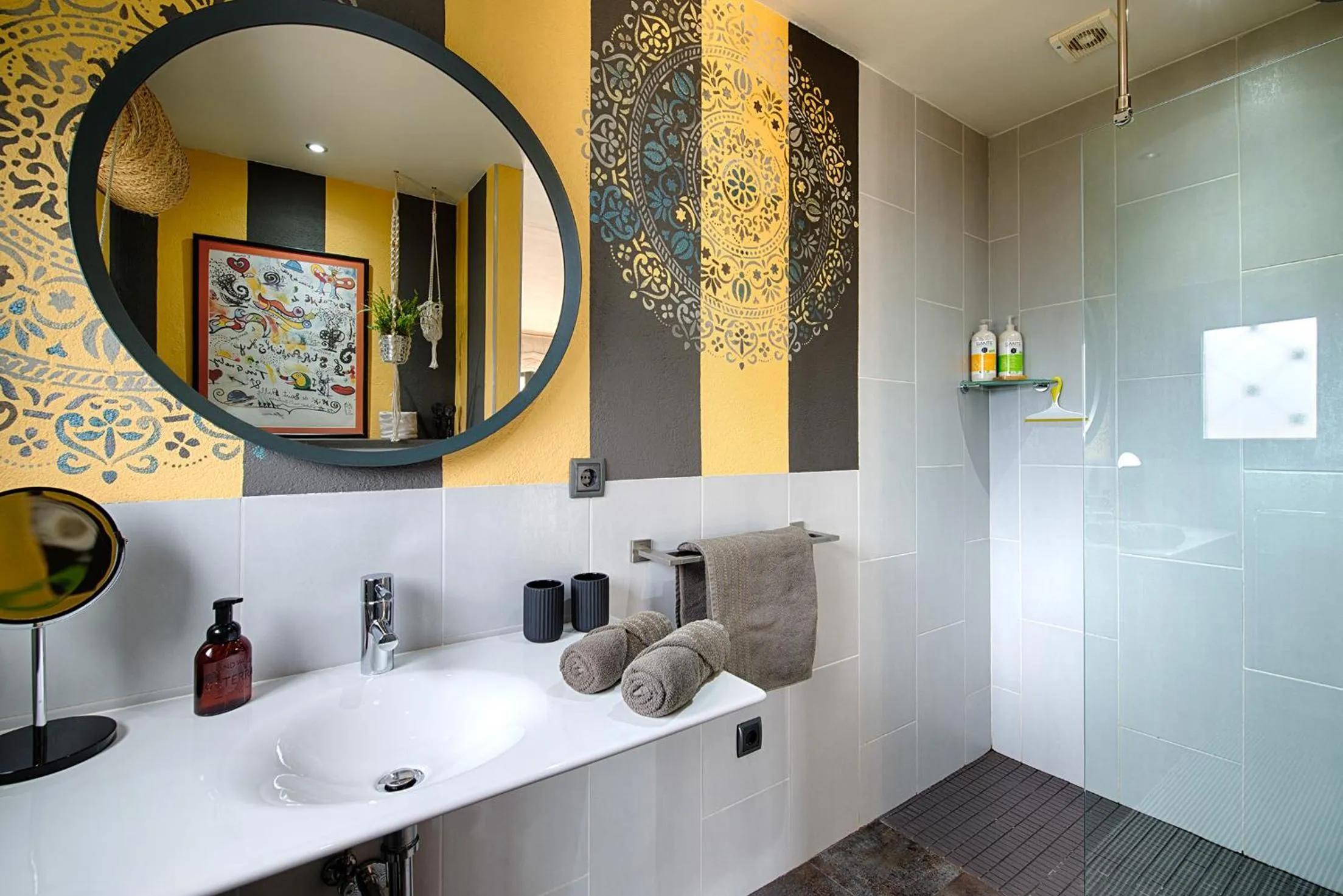 Shower in Casa de l’Albada