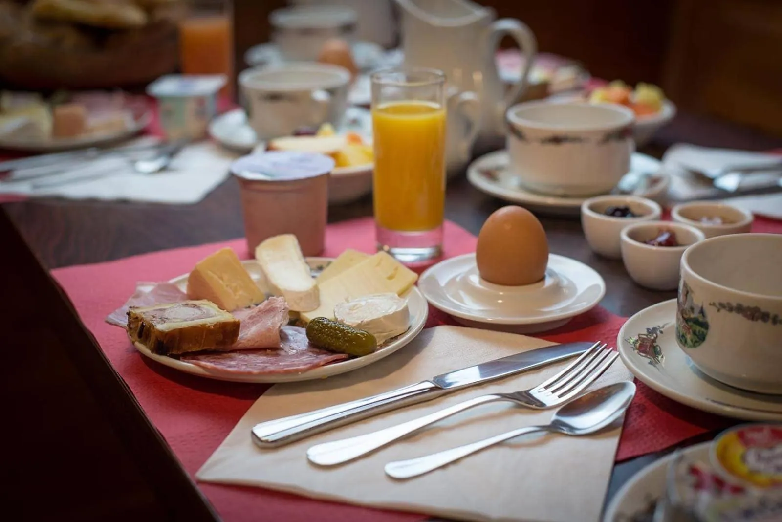 Breakfast in Hôtel De La Couronne