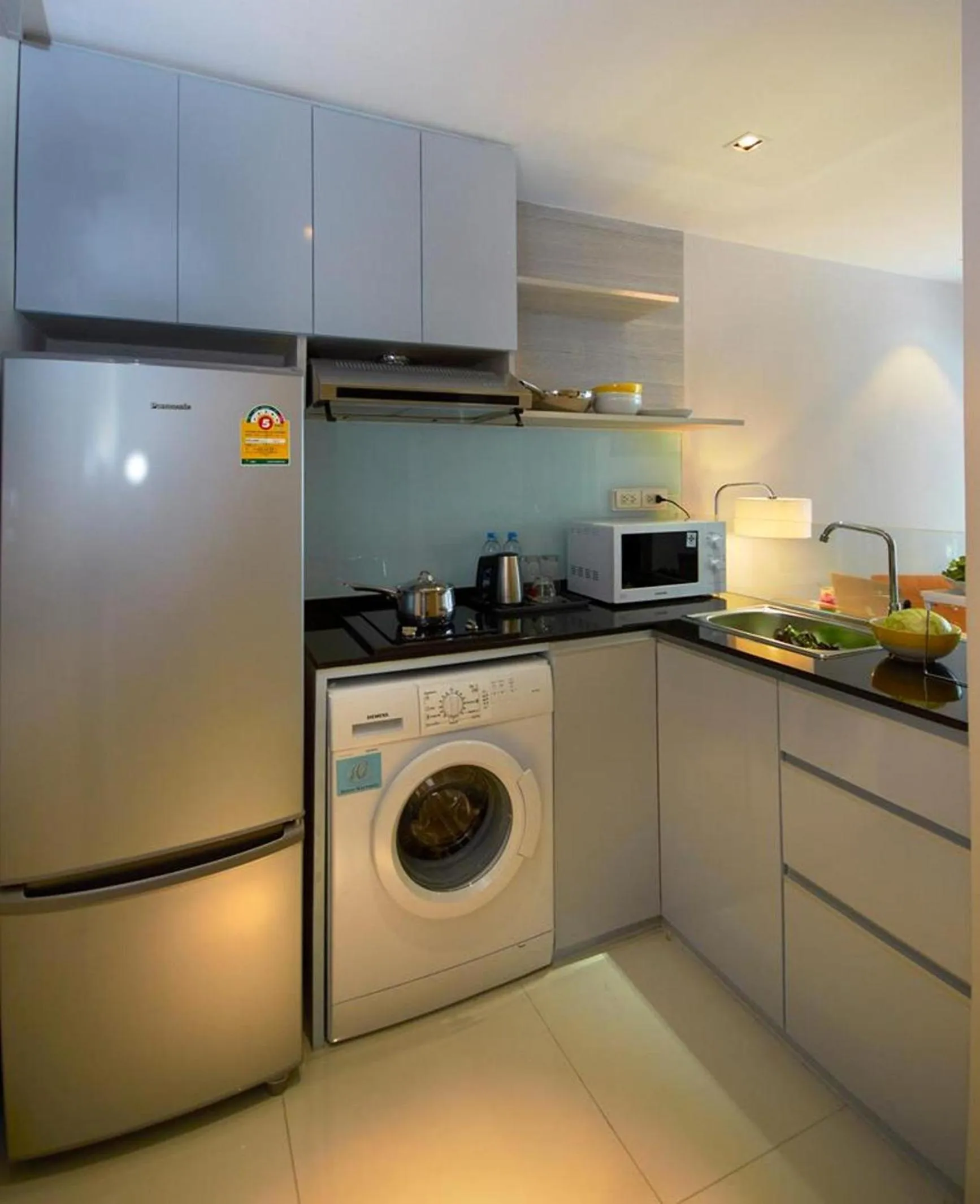 Kitchen or kitchenette in The Present Sathorn