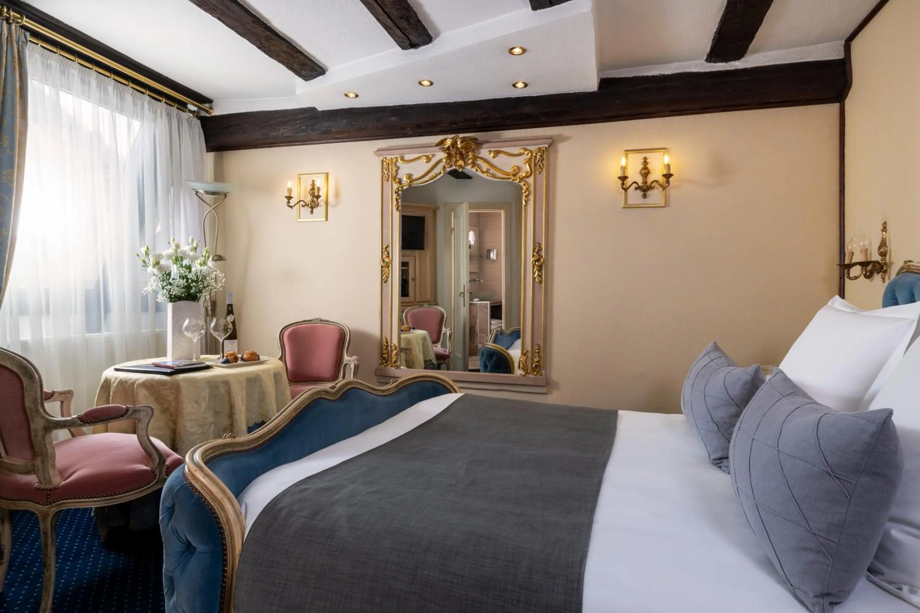 Photo of the whole room, Bed in Hotel Restaurant Le Maréchal - Teritoria