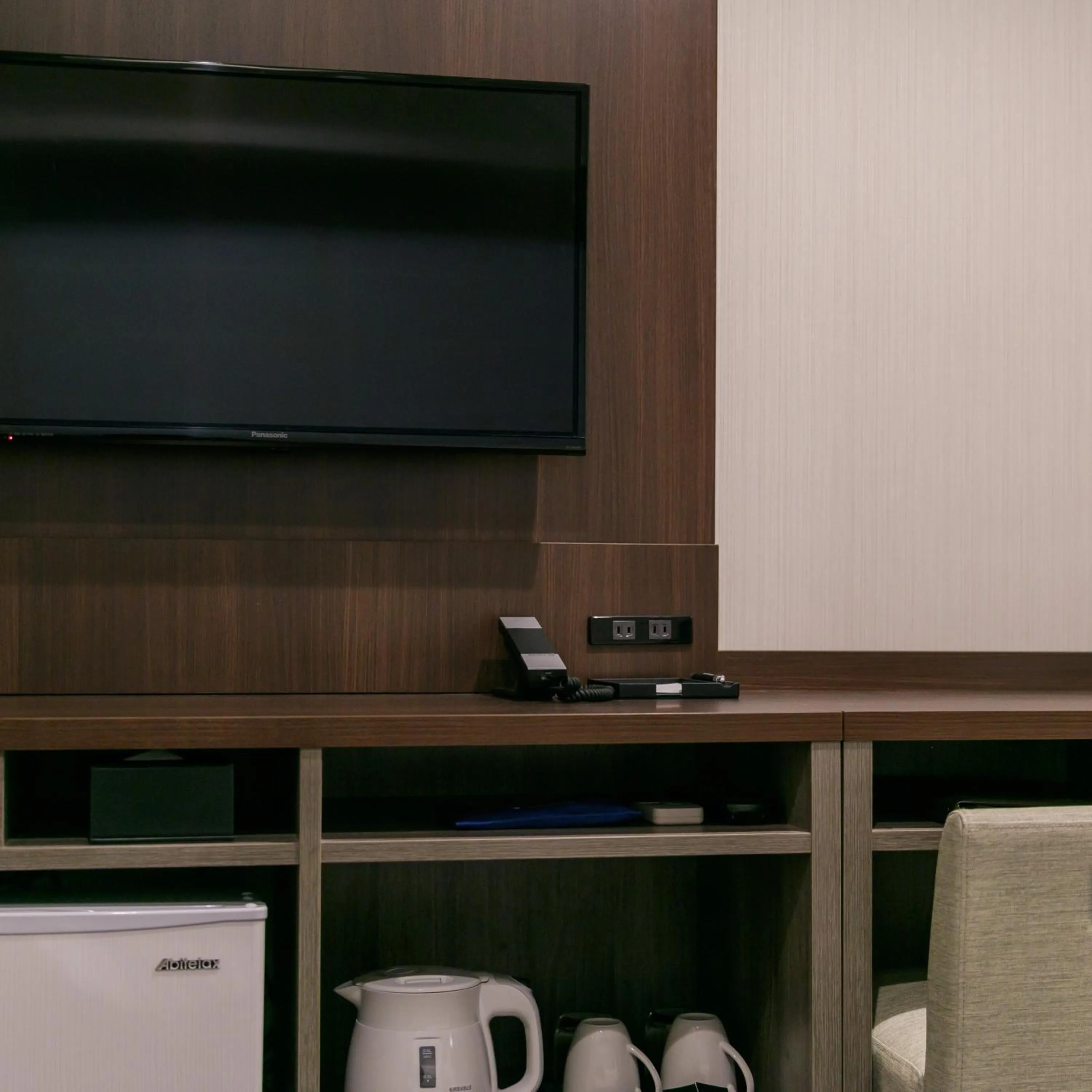 Photo of the whole room, TV/Entertainment Center in Cent Inn Nibankan