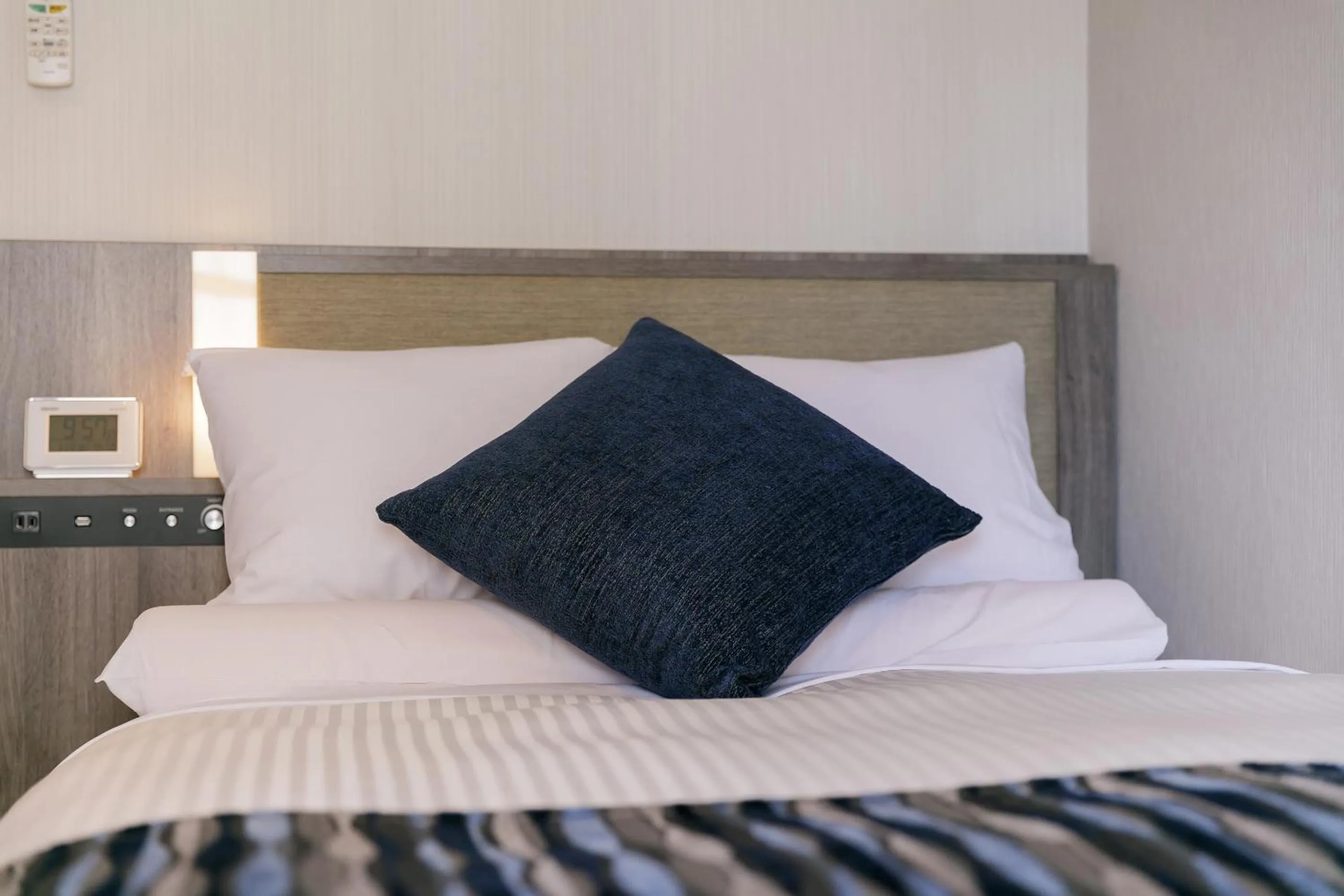 Photo of the whole room, Bed in Cent Inn Nibankan