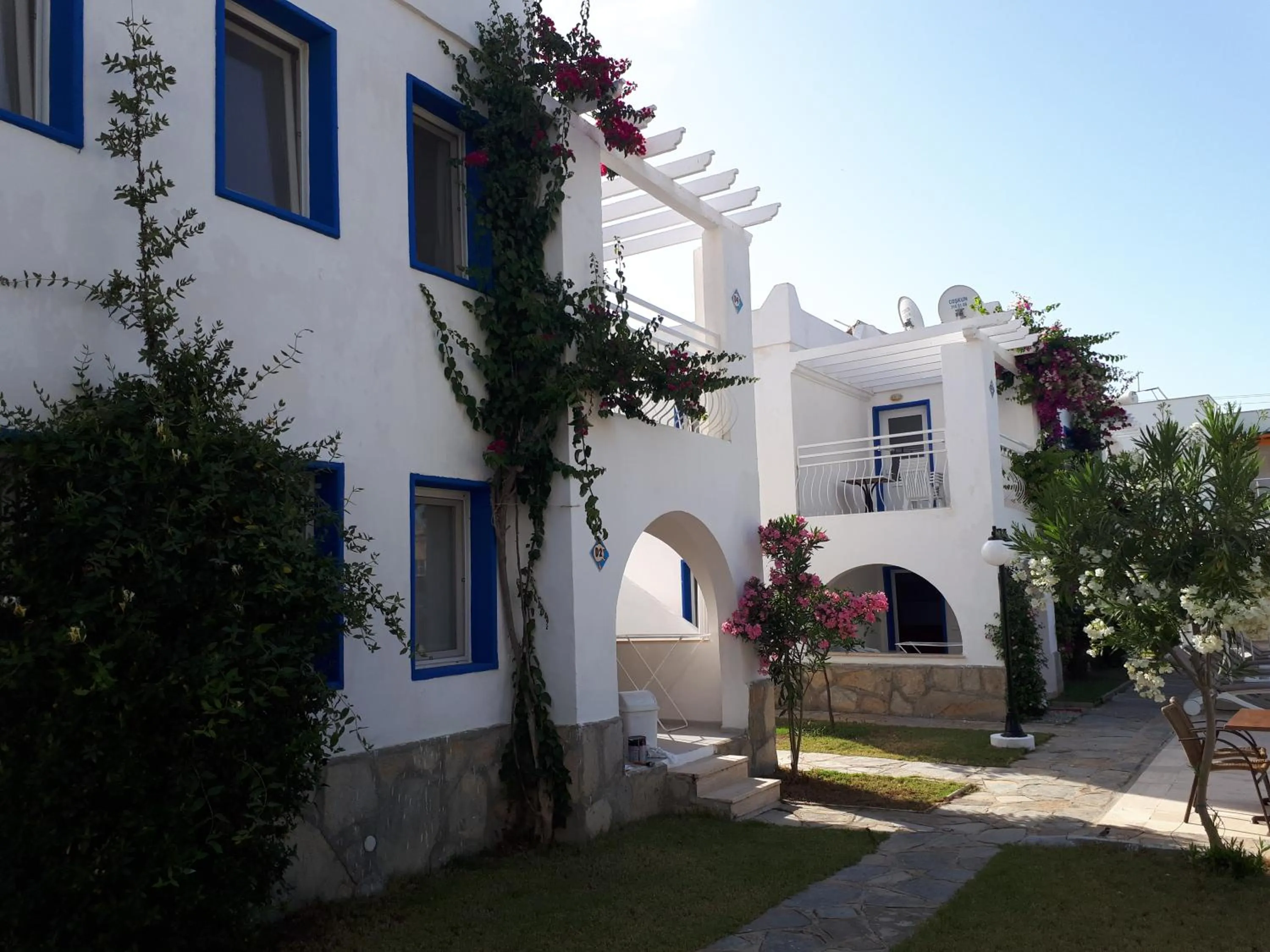 Paradise Apart Hotel