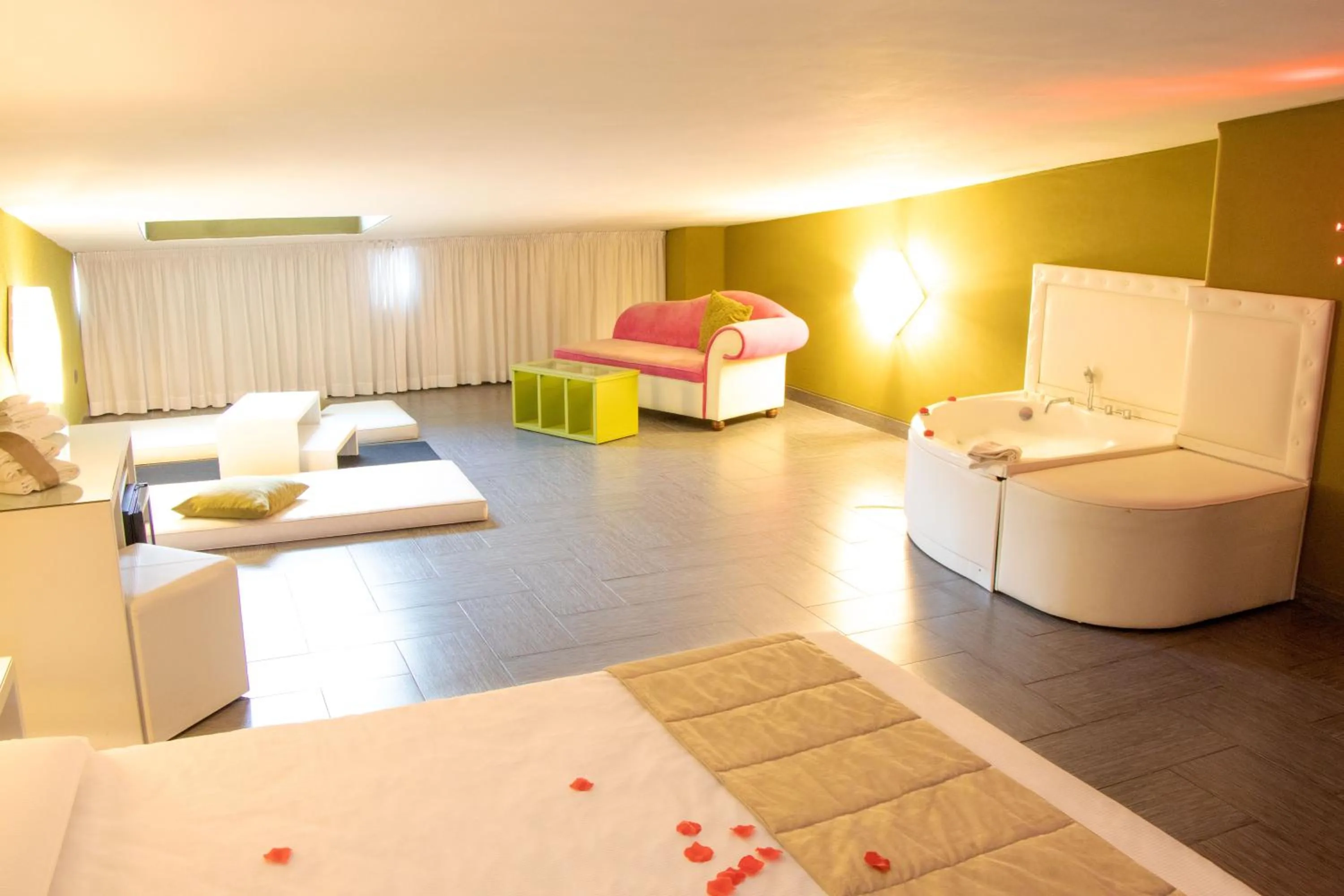 Bed in Hotel Masaniello Luxury