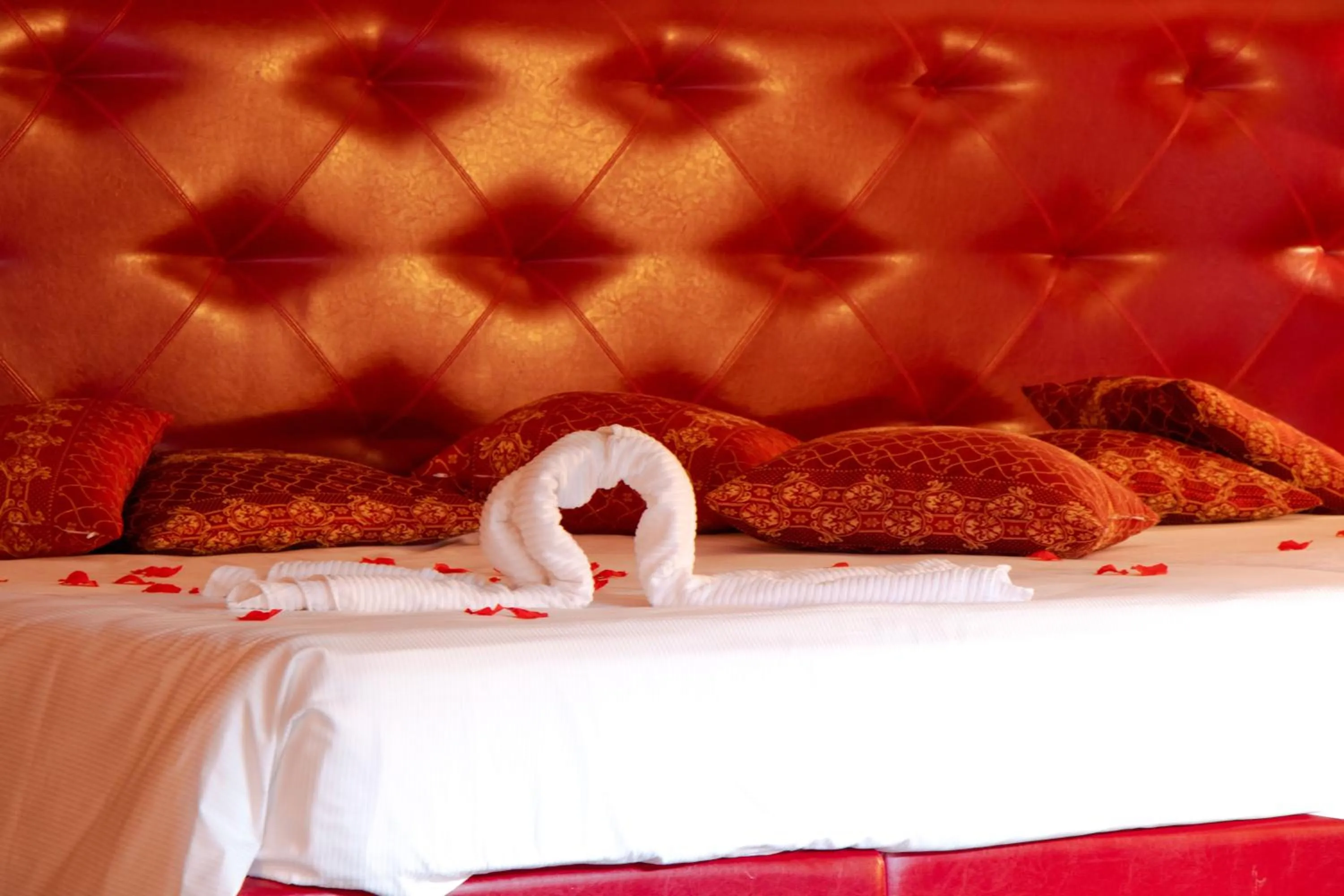 Bed in Hotel Masaniello Luxury