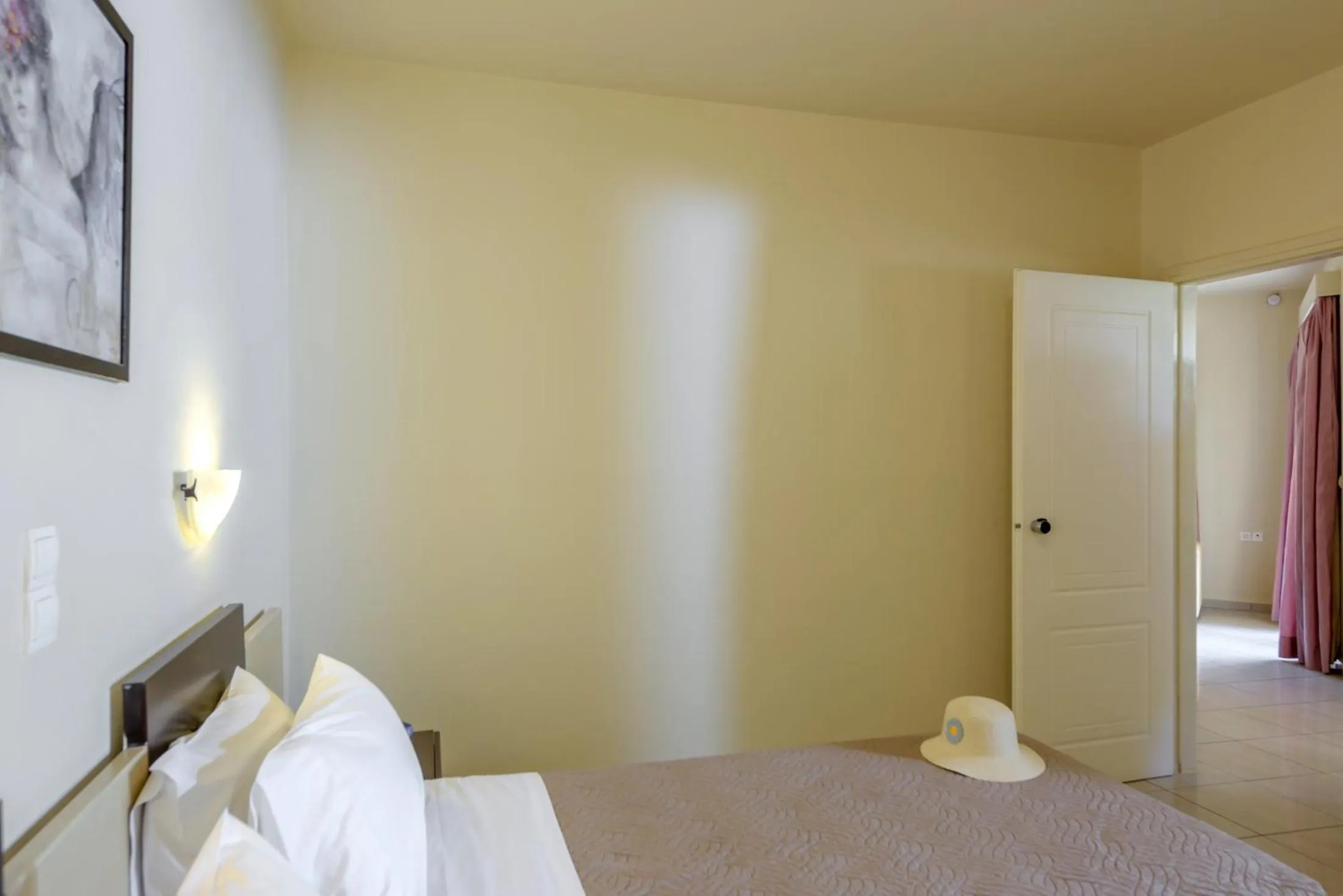 Bedroom in Eurohotel Theo Hotel