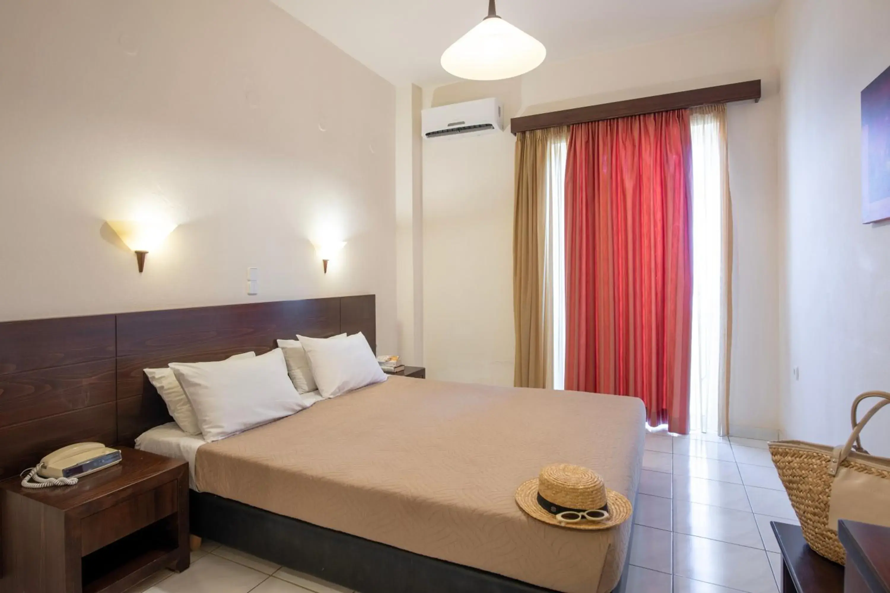 Double or Twin Room with Garden View in Eurohotel Theo Hotel Double or Twin Room with Garden View in Eurohotel Theo Hotel