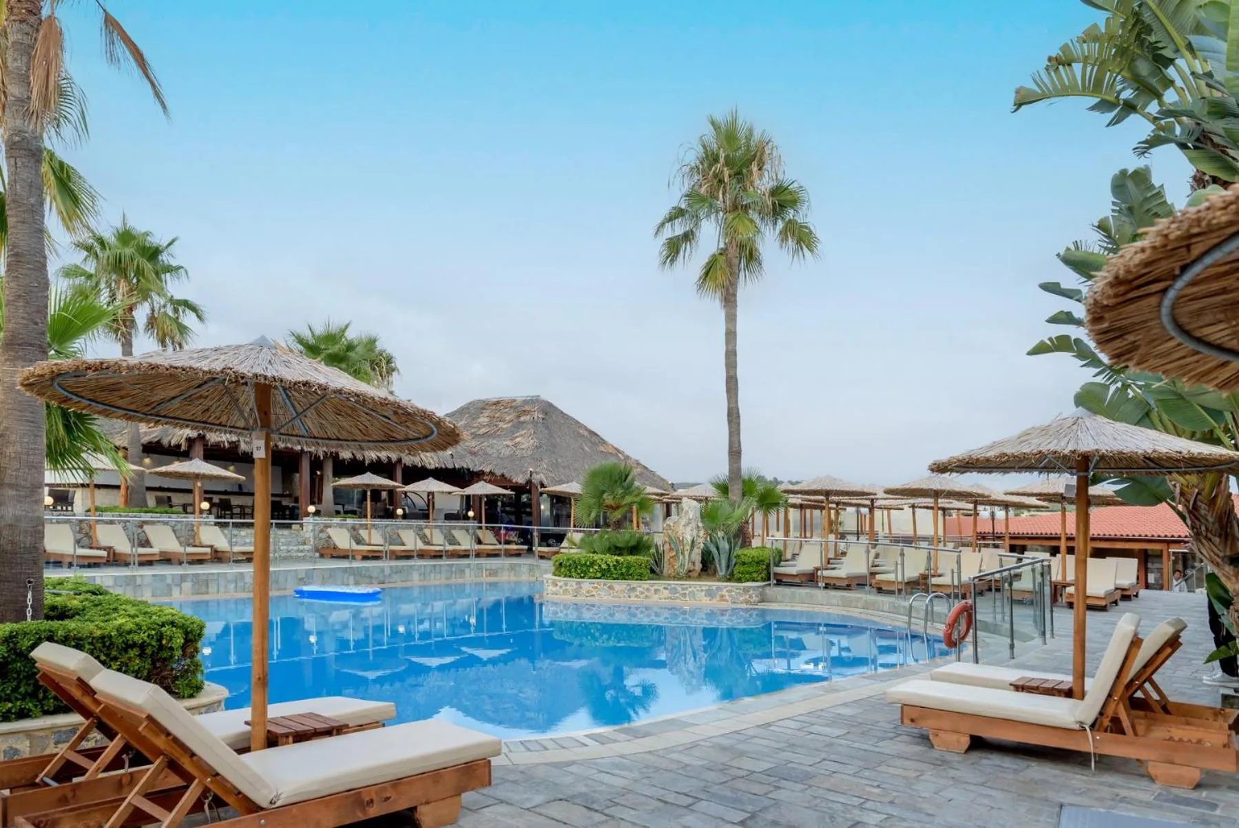 Swimming pool in Eurohotel Theo Hotel